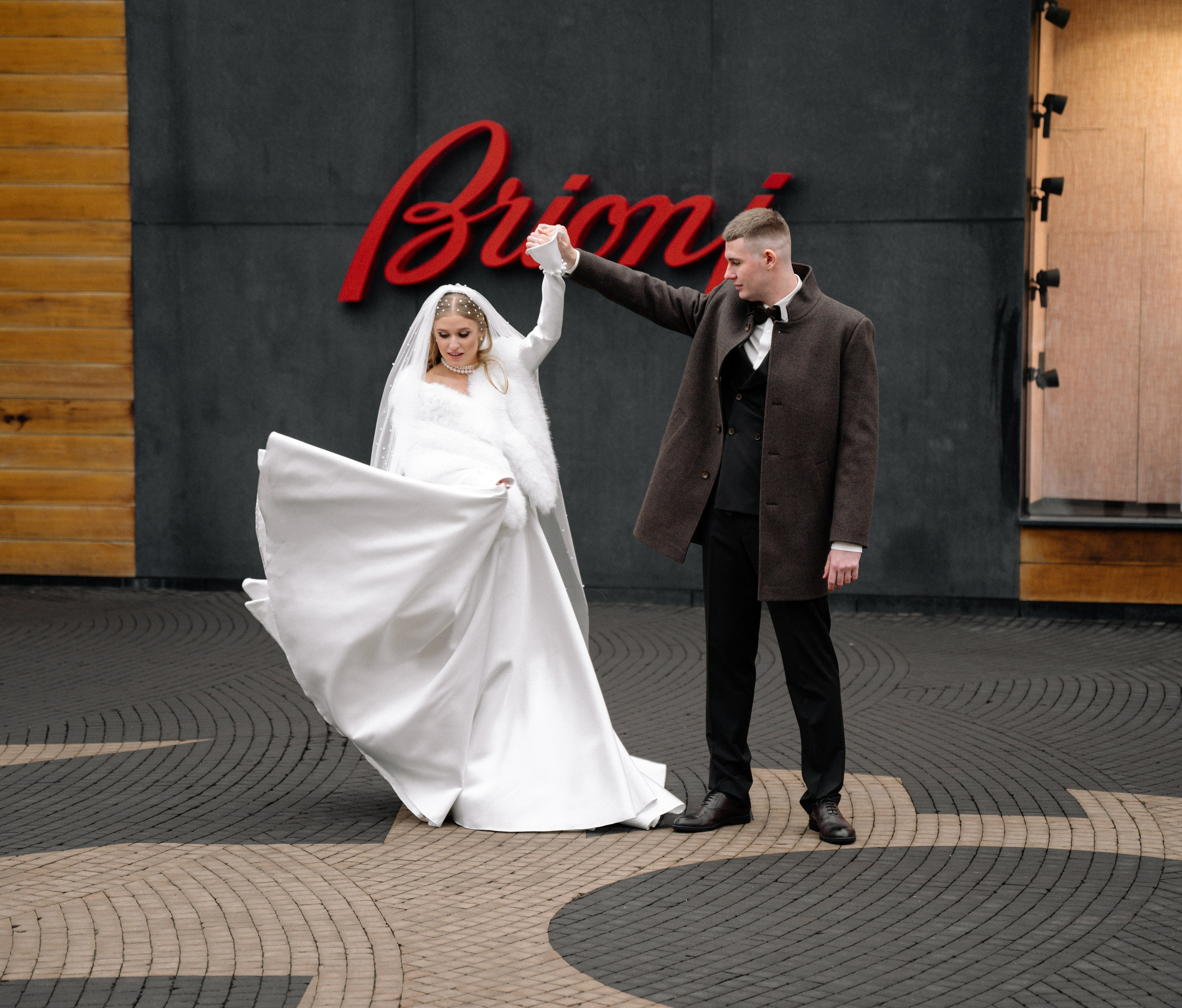 Вика и Ярослав. Свадебный видеограф в Москве Никонова Анна