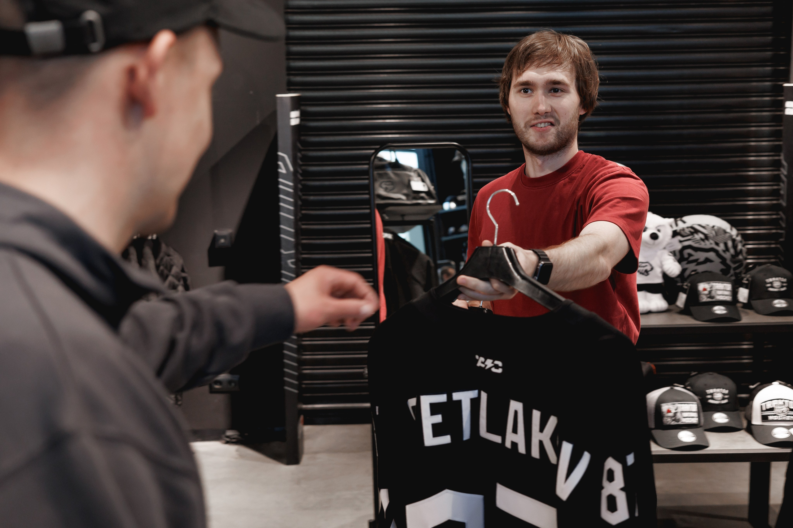 ХК Трактор. Встреча Александра Кадейкина и Андрея Светлакова