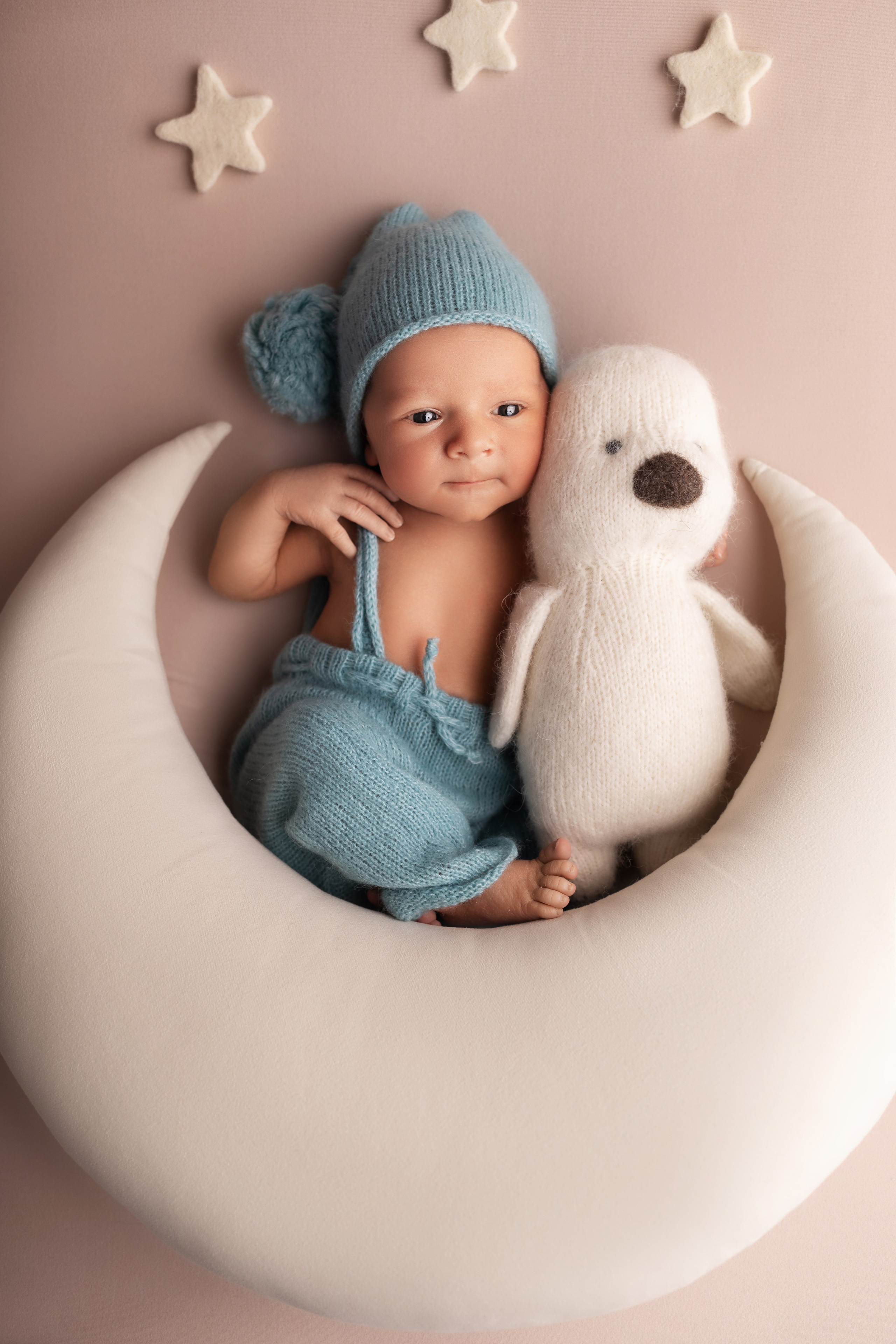 Классическая фотосессия малыша. Фотограф новорожденных малышей в Омске и Омской области Эльвира Камаева