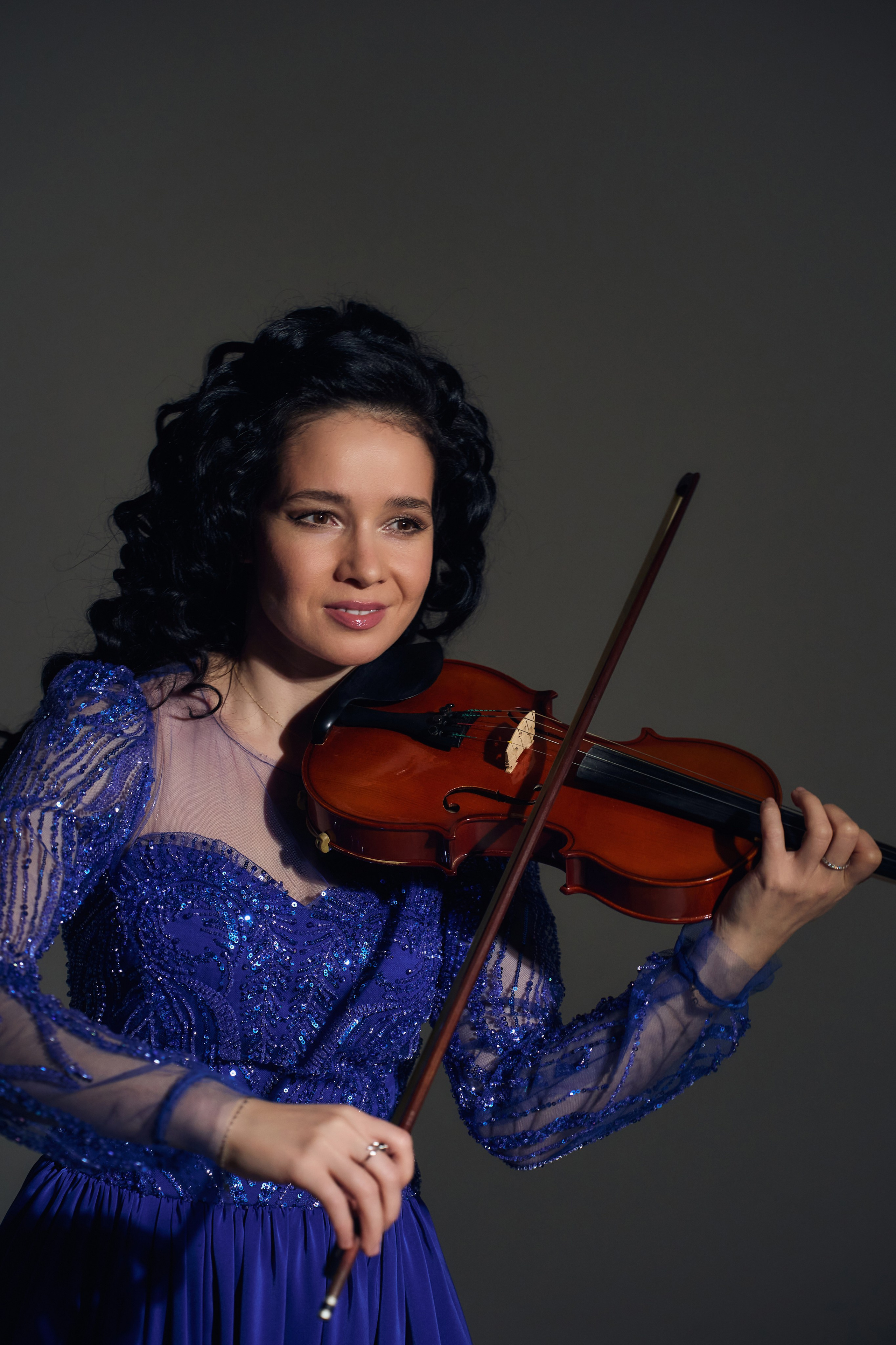 Портретная студийная съёмка на циклораме. Свадебный фотограф Екатерина Мартазова. Екатеринбург