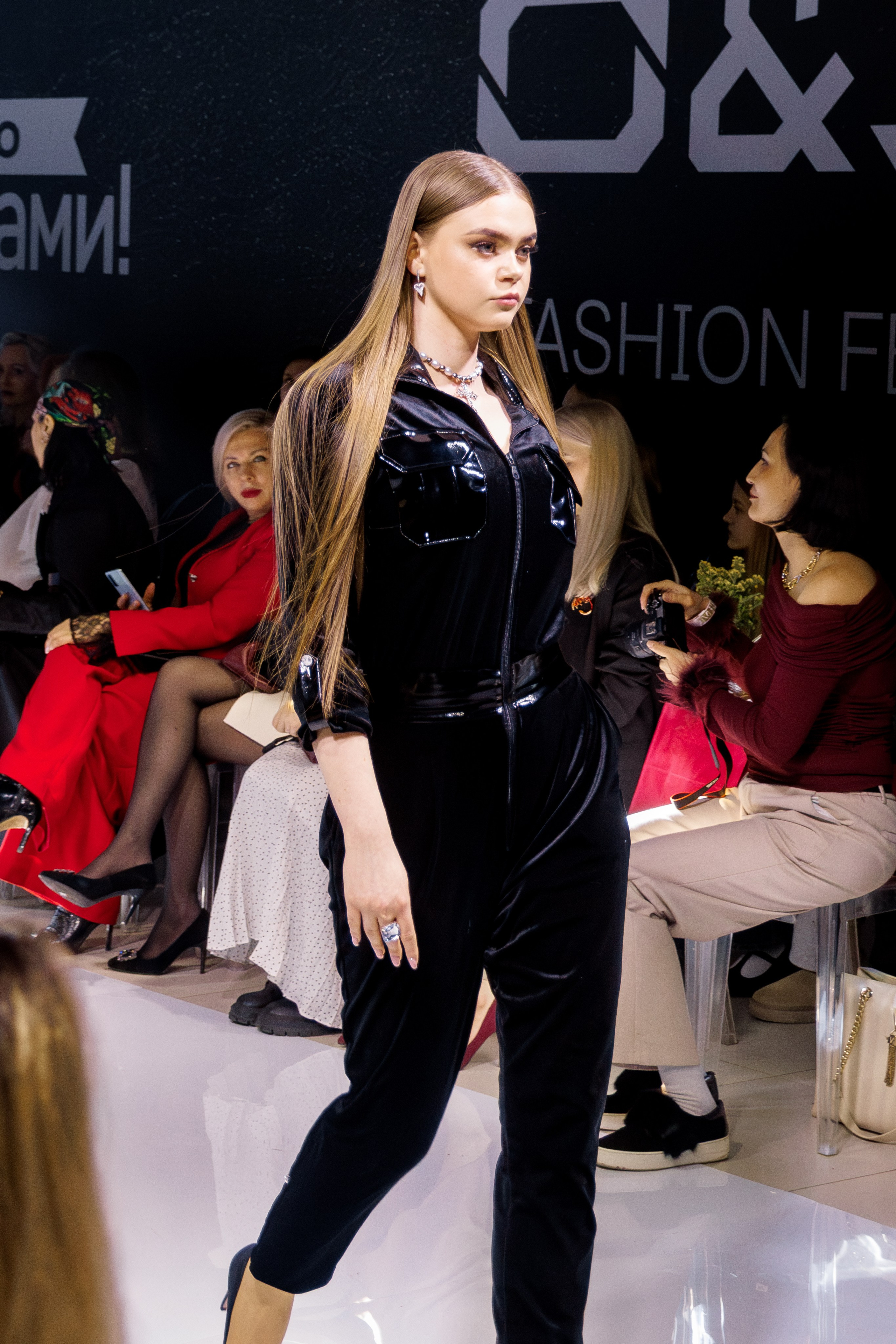 OMODA JAECOO FASHION FEST 2025. Свадебный фотограф в Иркутске Бобылев Никита
