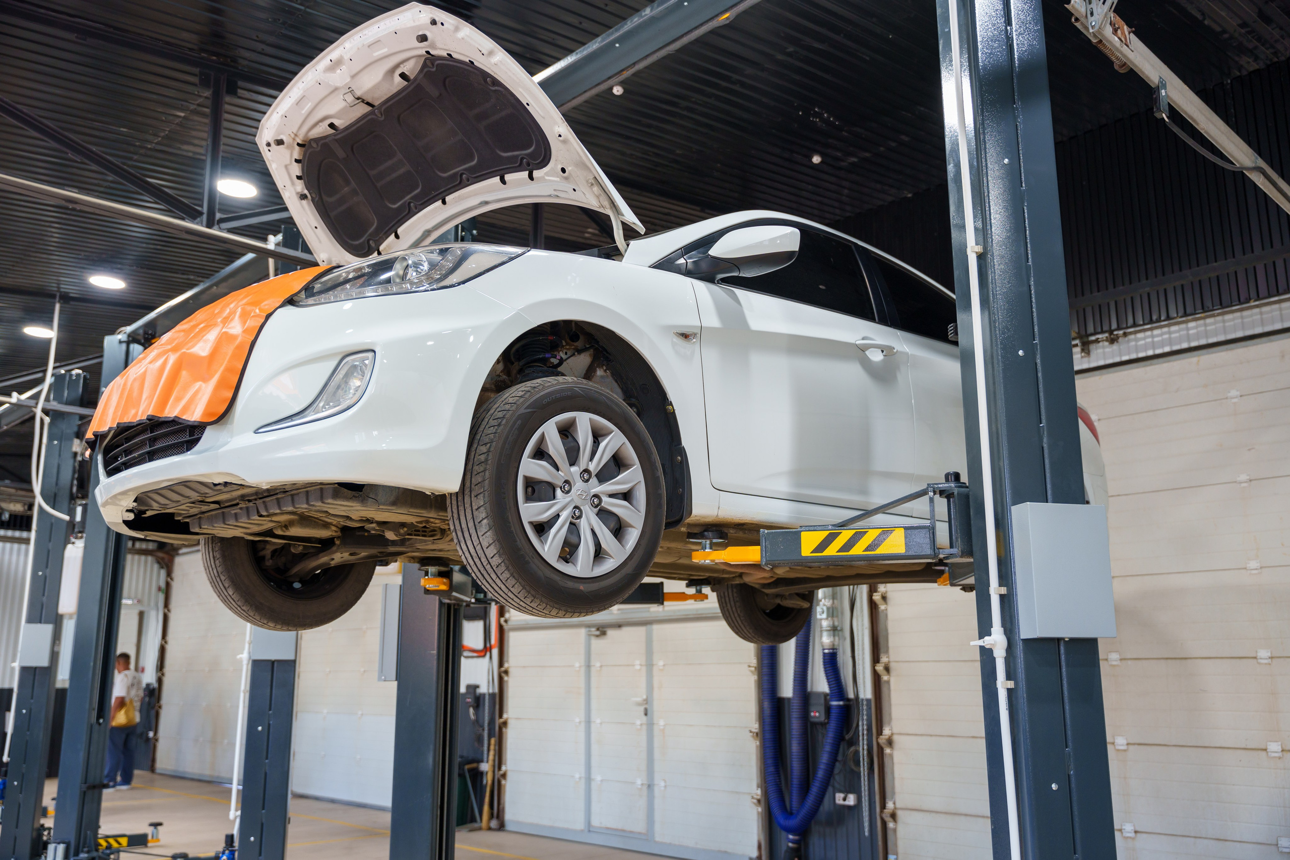 Интерьерная фотосъемка автосервиса Fit Service в Краснодаре — Профессиональная фотосъемка интерьера техцентра в Краснодаресеть СТО. Шедевры для Вас! Фотограф и Видеограф в Краснодаре Пахиев Руслан