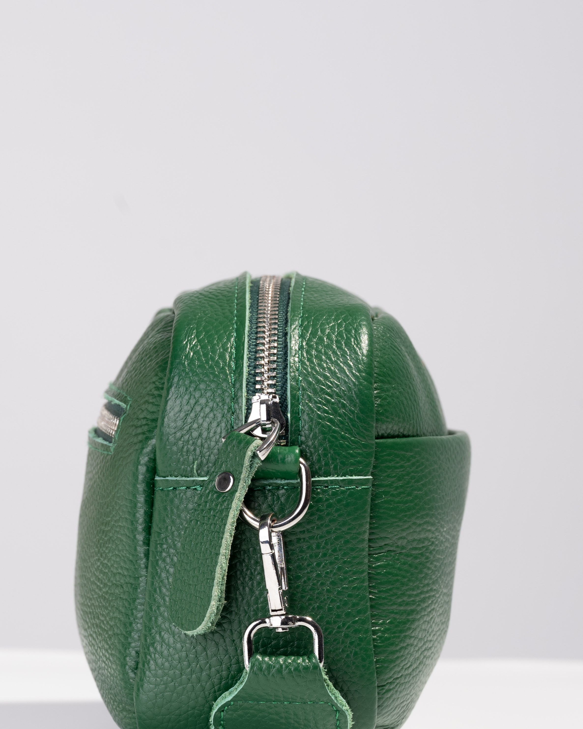 Фотосъемка каталога кожаной сумки из натуральной кожи для маркетплейсов