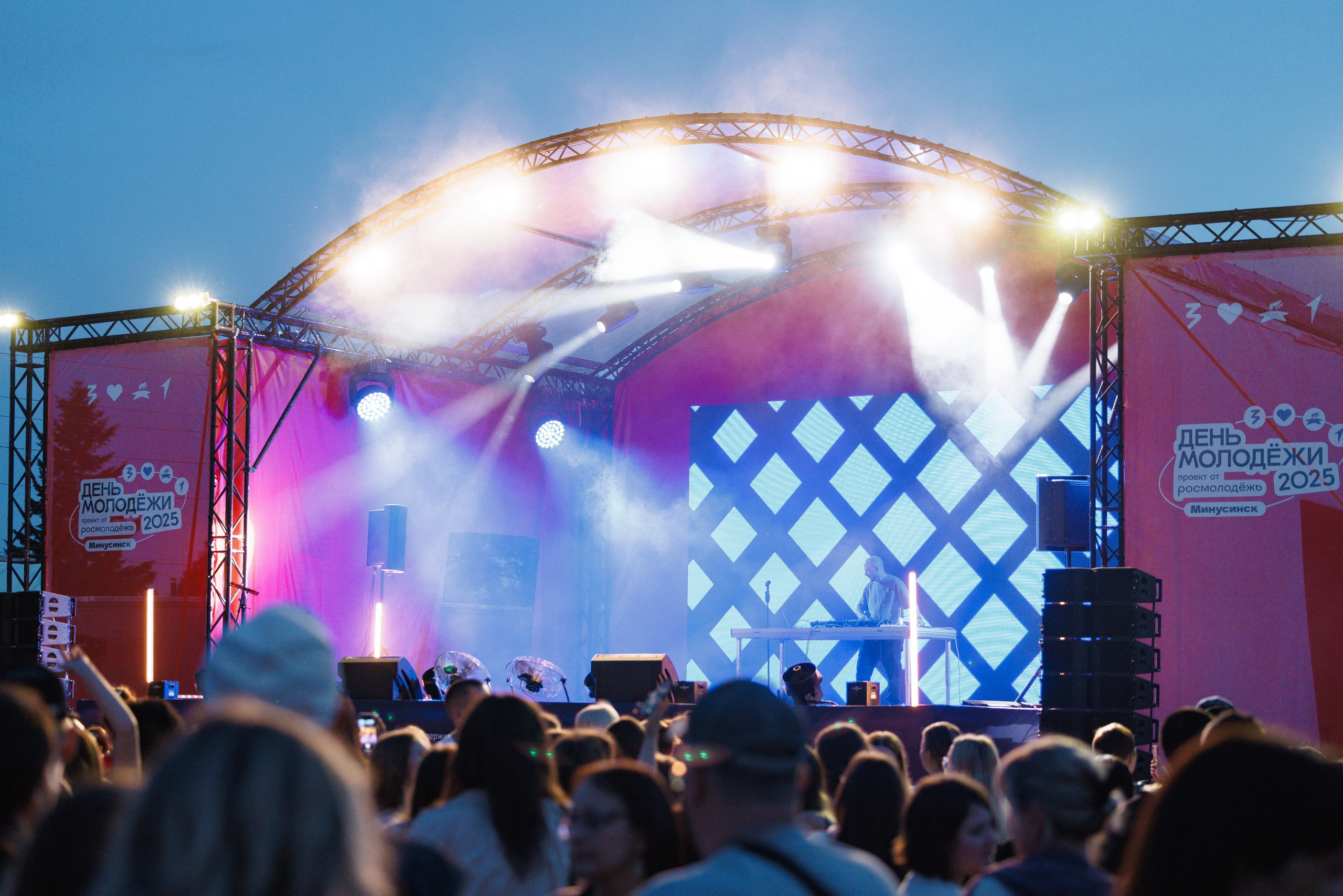 День молодежи 2025 Минусинск. Ваши Истории. Фотограф/видеограф. Абакан