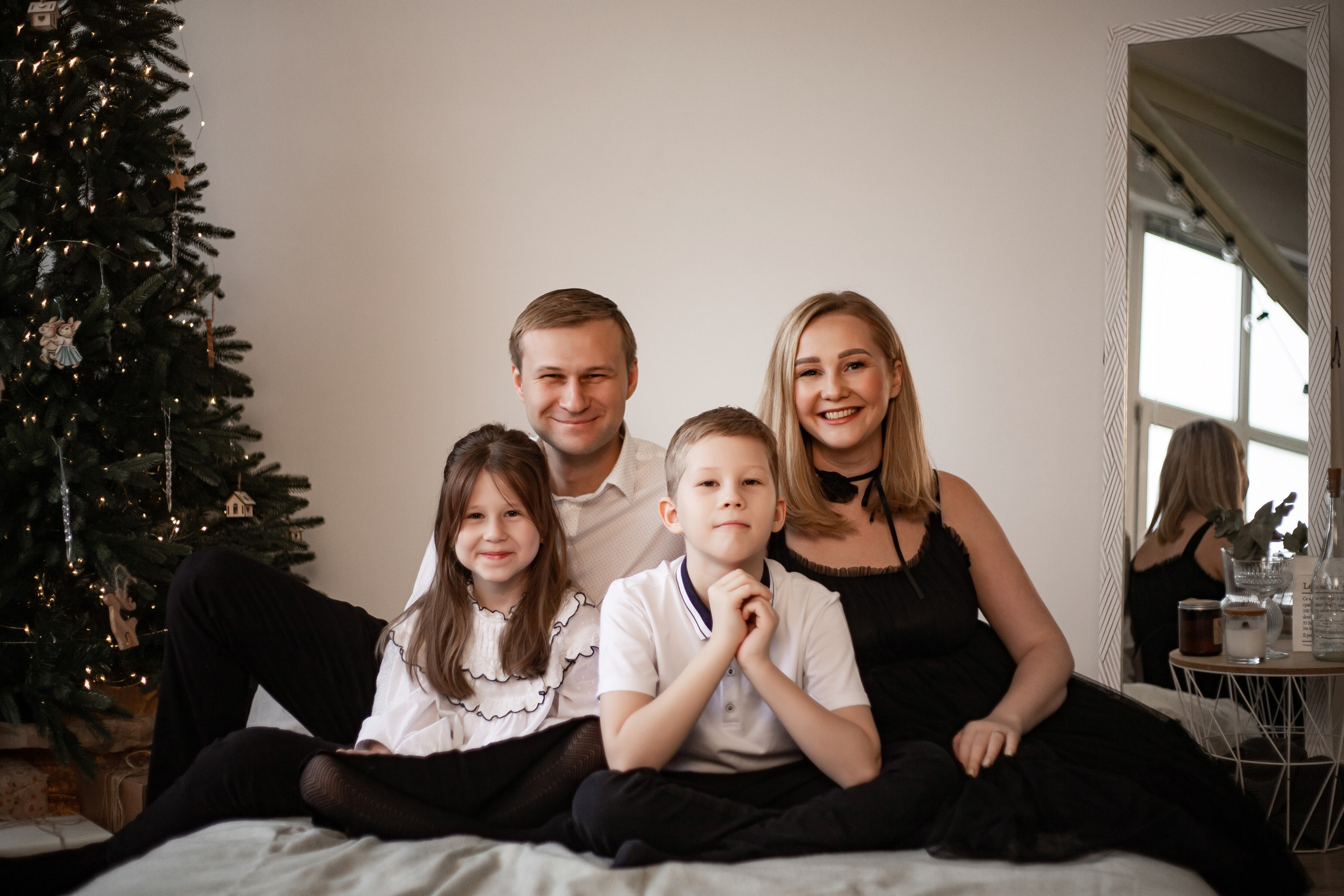 Папа Мама Ромчик и Златка. Семейная съемка — это красивый способ признаться своей семье в любви