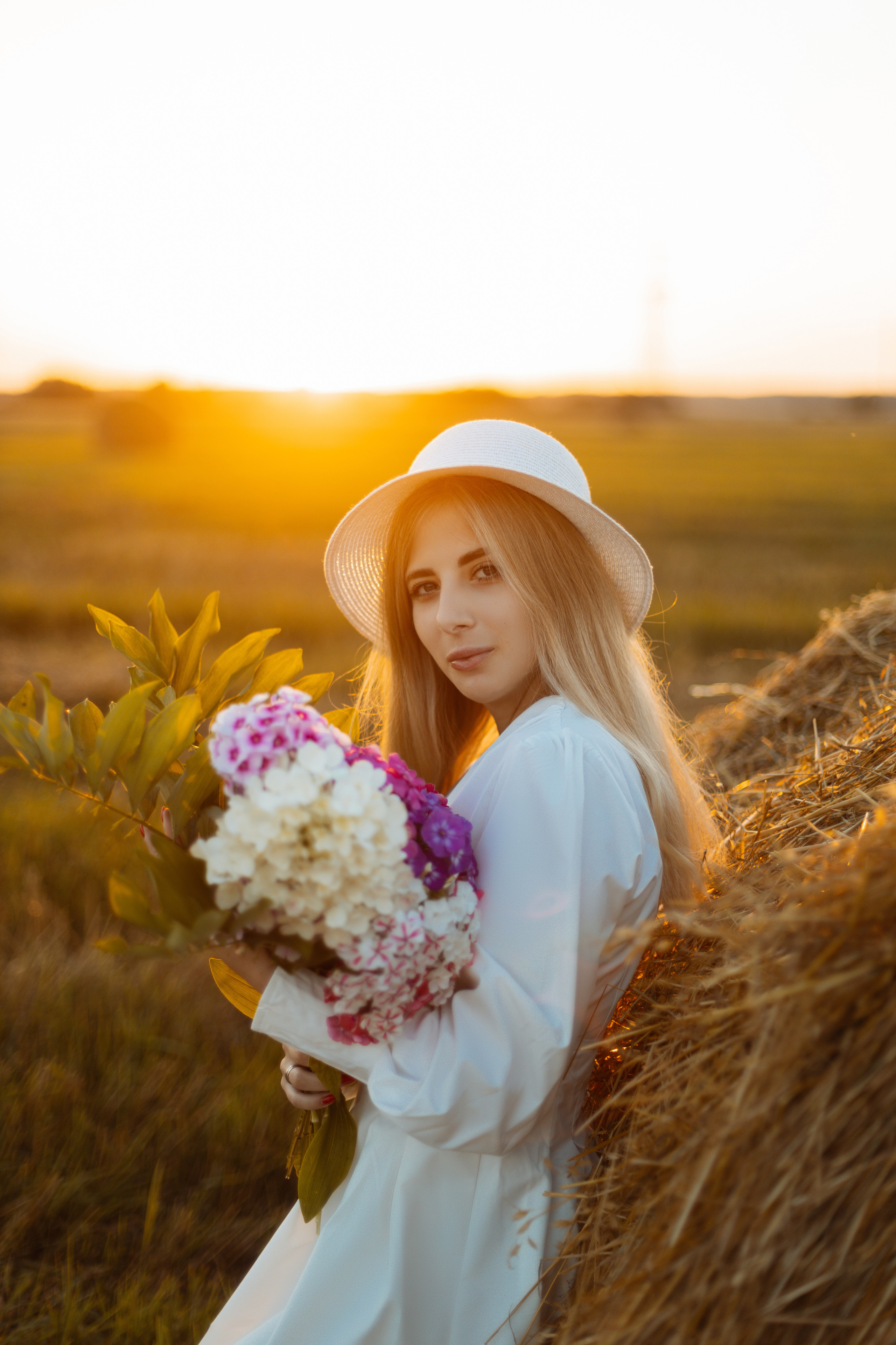 Закат в поле. Фотограф Александра Просекова