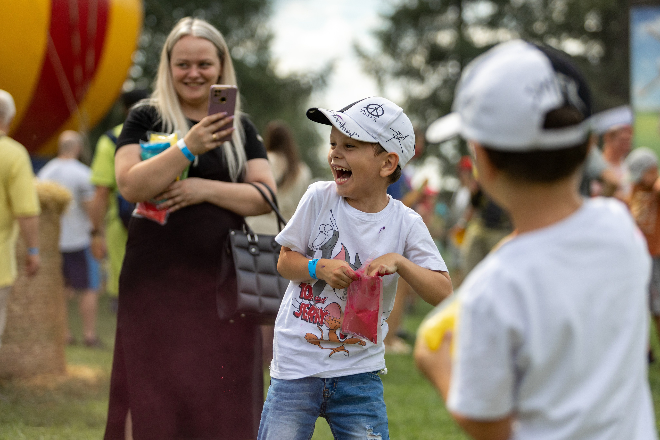 Детифест в дудутках. Профессиональный интерьерный и репортажный фотограф Минск и РБ. Максим Орлов