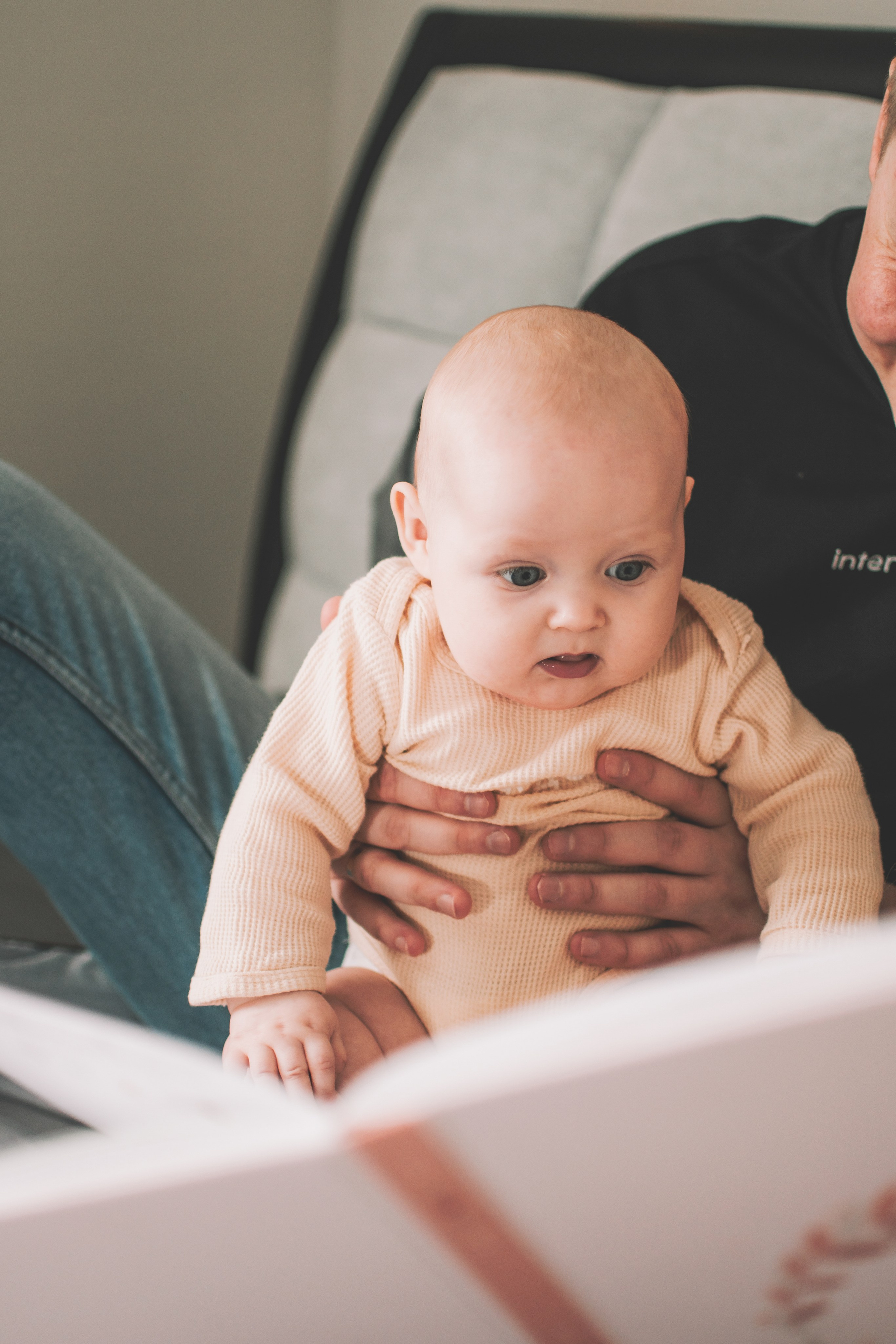Съемка в честь полгодика. Семейный и свадебный фотограф Губкинский и Ставрополь