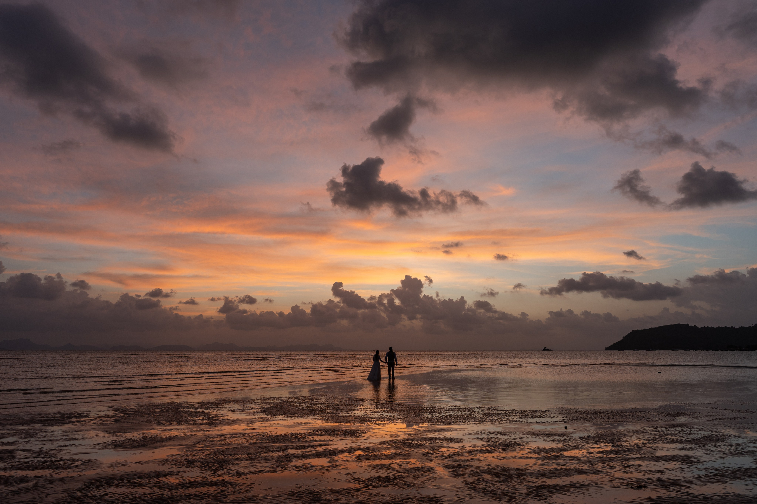 About love. Photographer in Koh Samui | Olga Krasikova