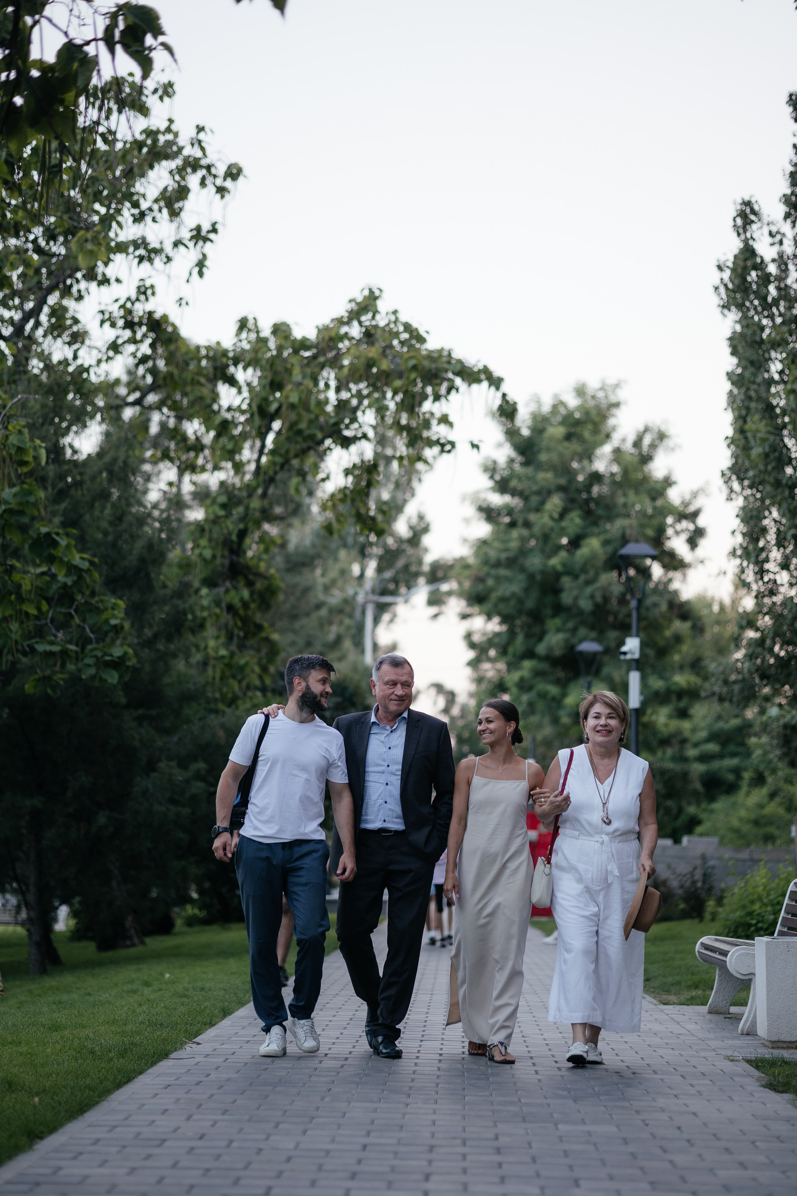 Прогулка ул. Чуйкова. Фотограф Крохин Олег