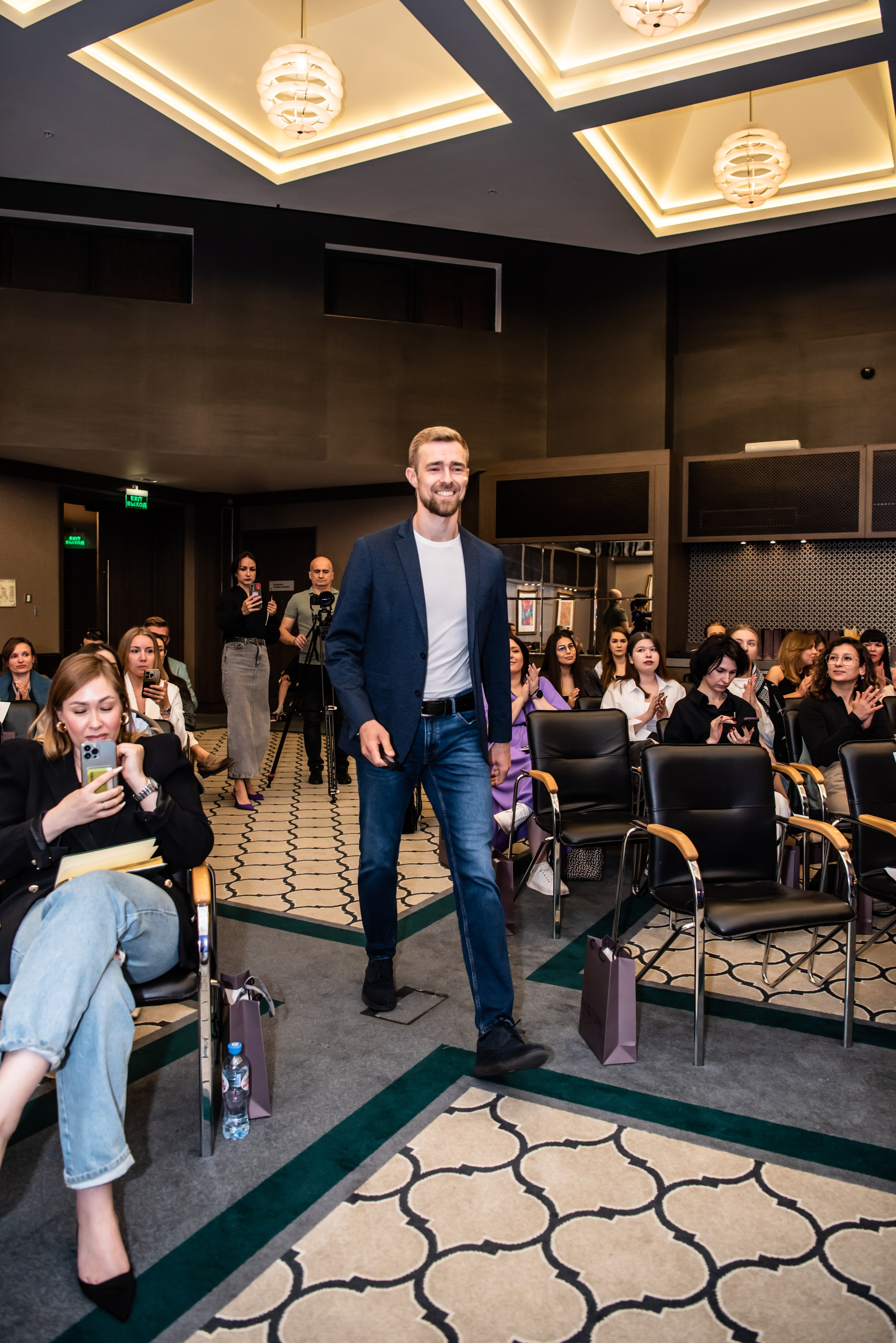 РЕПОРТАЖНАЯ СЪЕМКА. Репортажный и семейный фотограф в Тюмени Владислав Шадиков