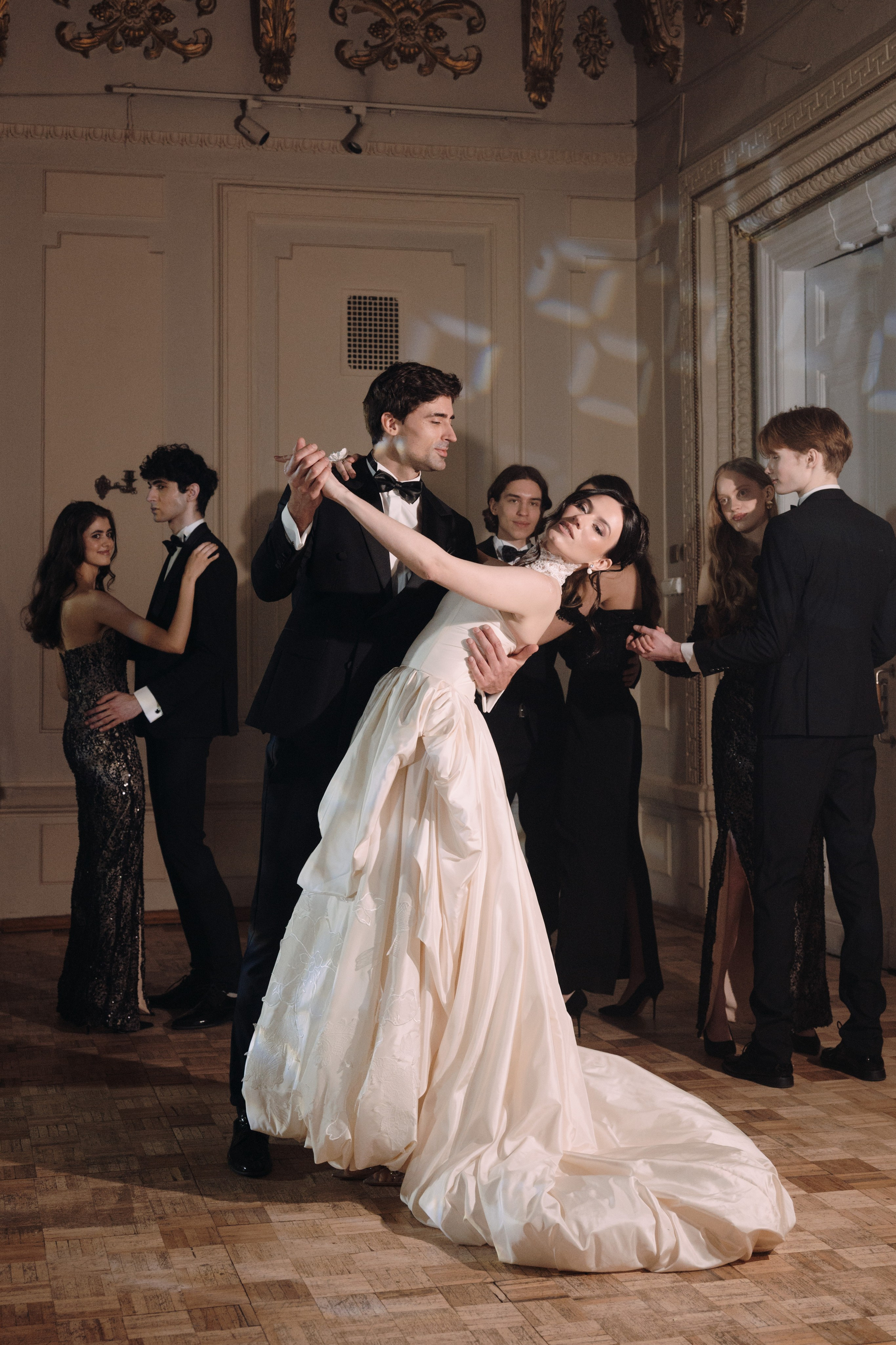 Свадебная фотосессия в Москве. Свадебный фотограф в Москве Дина Виннер