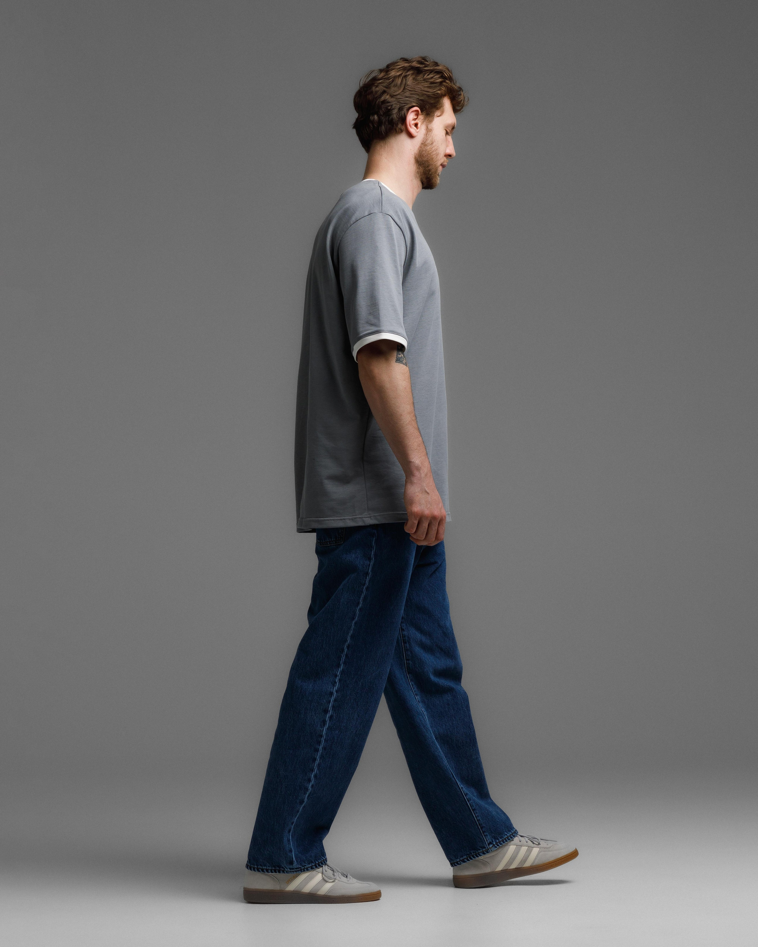 Каталог на моделях. Предметная и каталожная съемка в Москве!