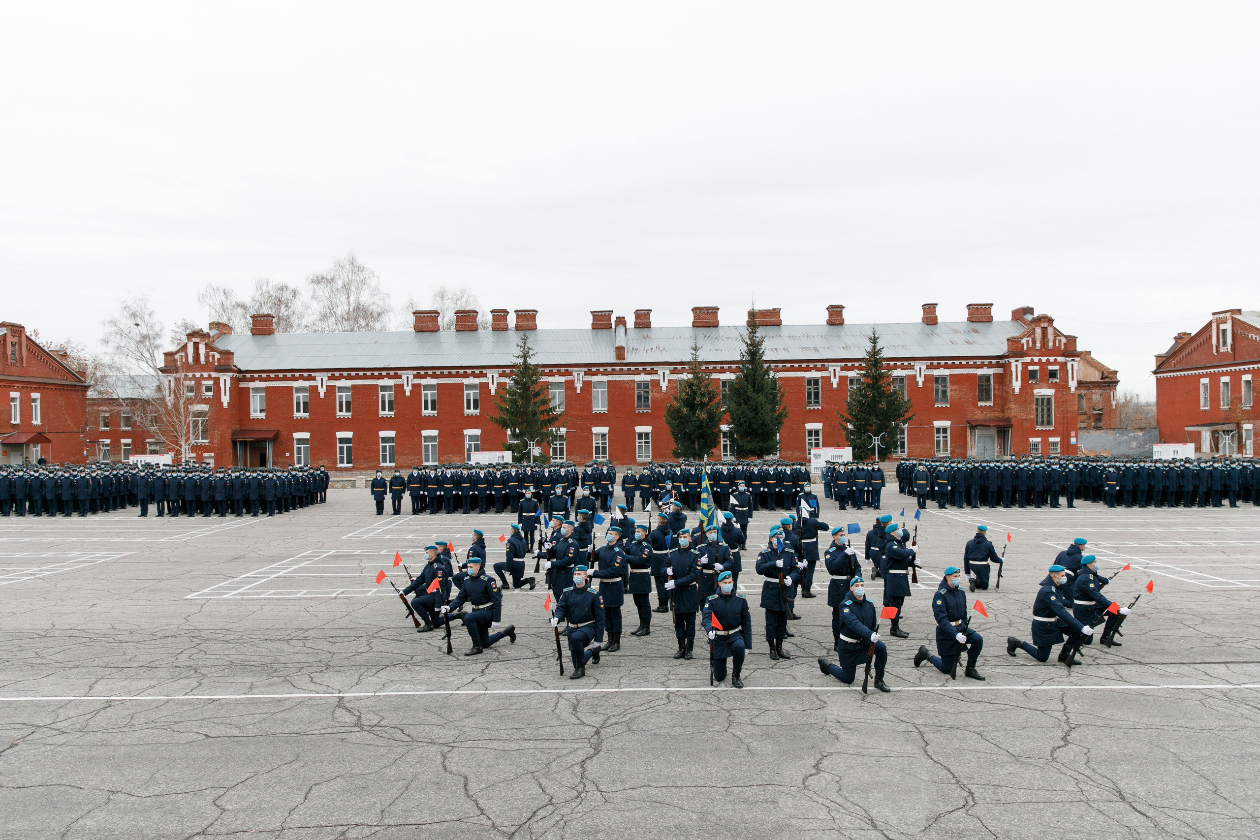 СВВАУЛ Вручение дипломов. Свадебный, семейный и школьный фотограф в Сызрани Максим Баталов