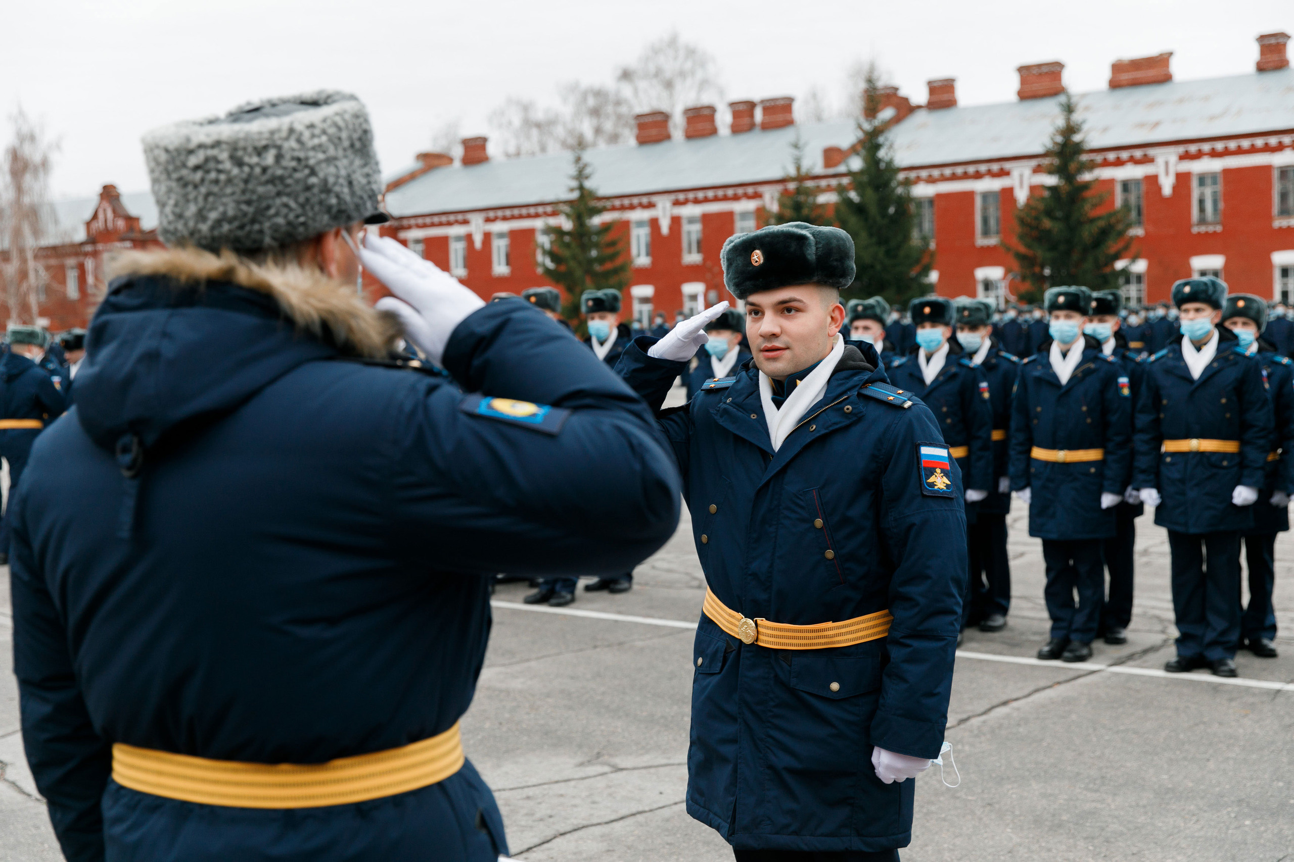 СВВАУЛ Вручение дипломов. Свадебный, семейный и школьный фотограф в Сызрани Максим Баталов