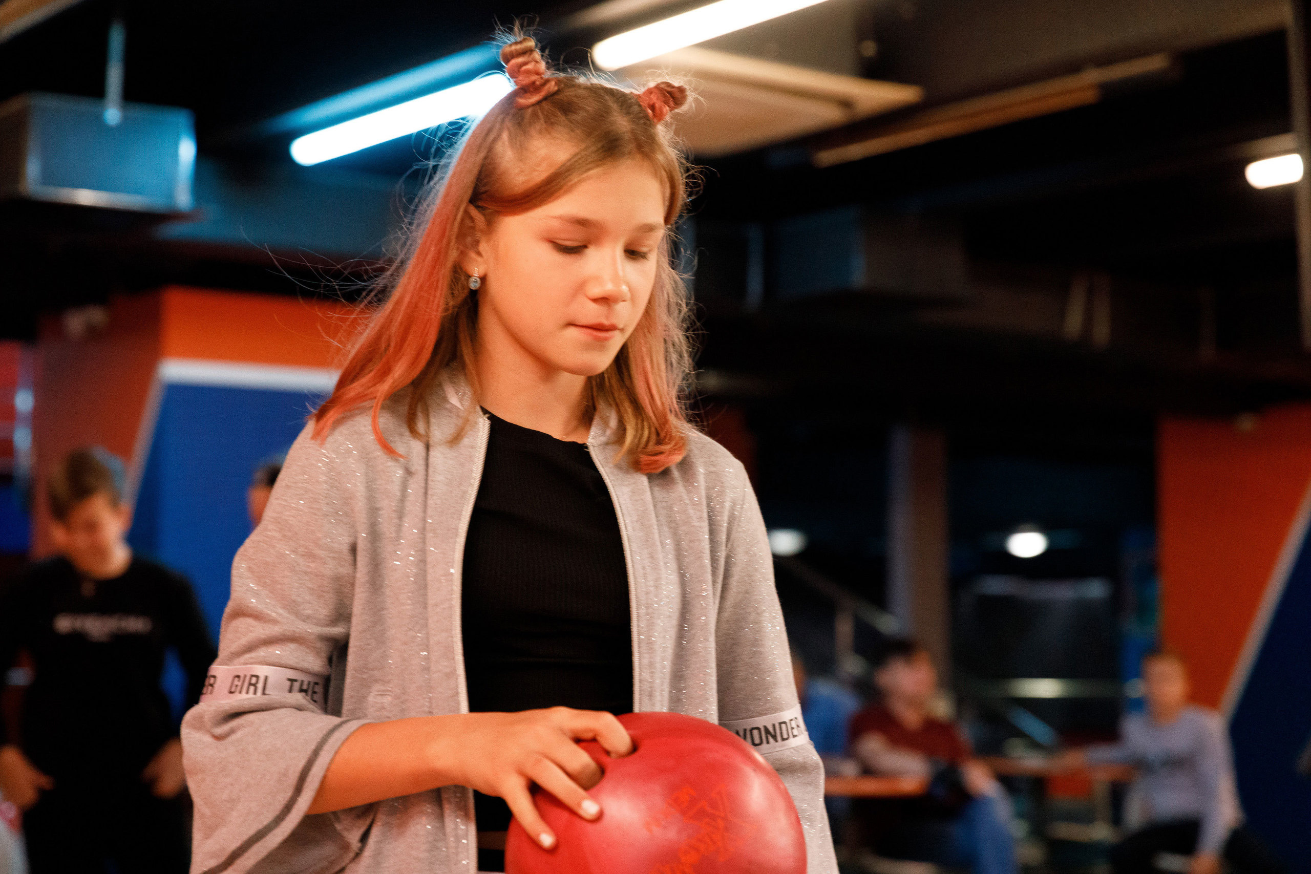 Боулинг. Свадебный, семейный и школьный фотограф в Сызрани Максим Баталов