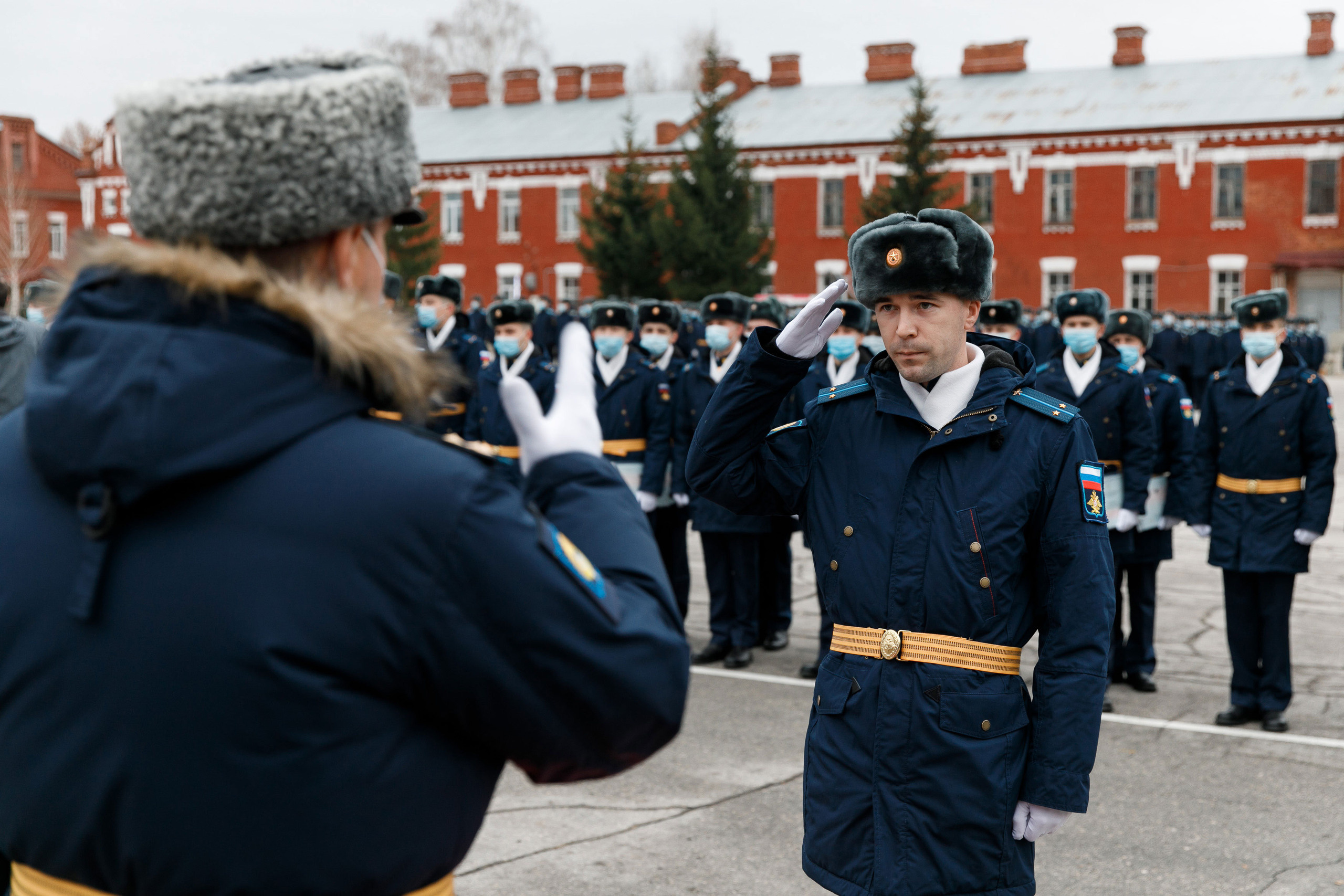 СВВАУЛ Вручение дипломов. Свадебный, семейный и школьный фотограф в Сызрани Максим Баталов