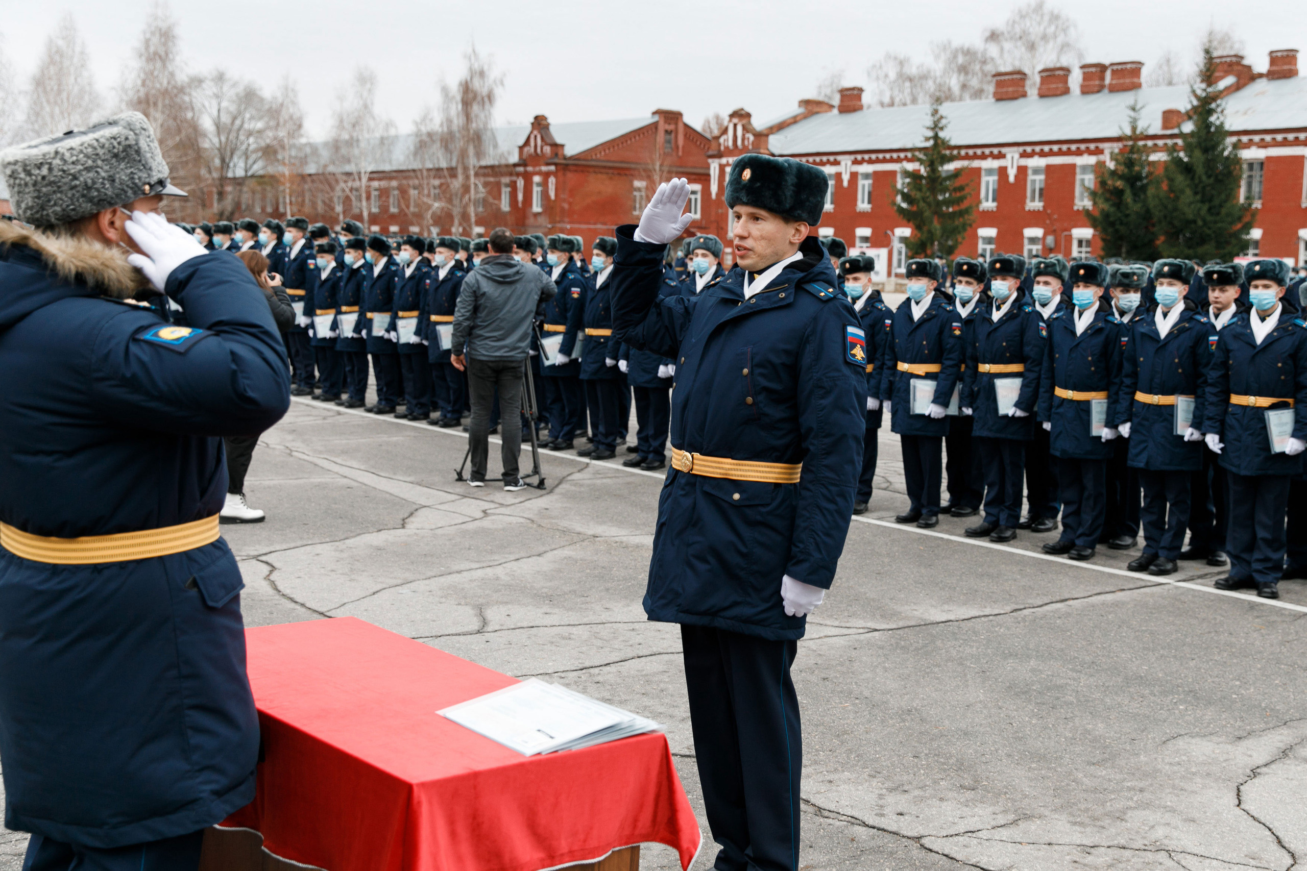 СВВАУЛ Вручение дипломов. Свадебный, семейный и школьный фотограф в Сызрани Максим Баталов