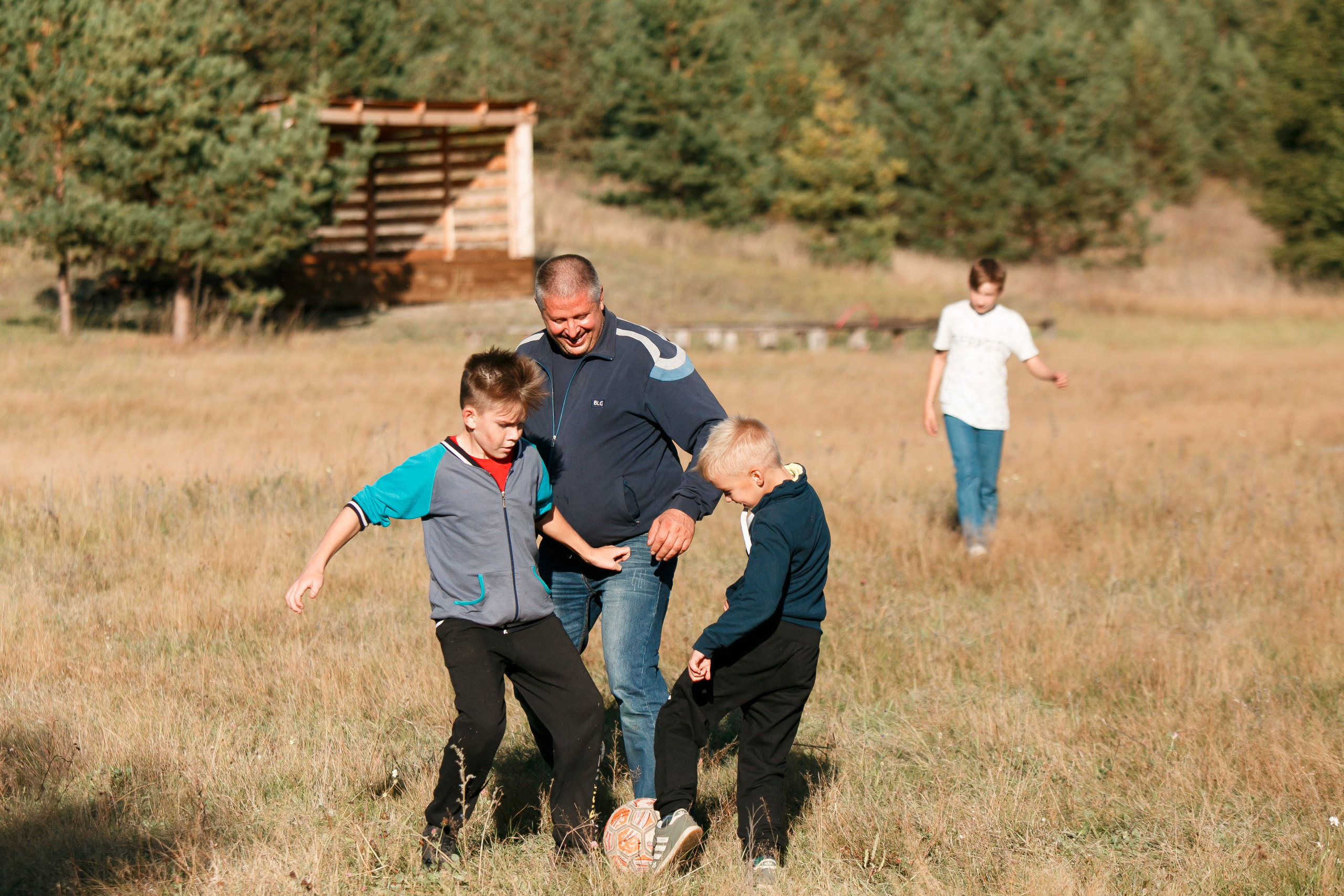 Классный отдых. Свадебный, семейный и школьный фотограф в Сызрани Максим Баталов