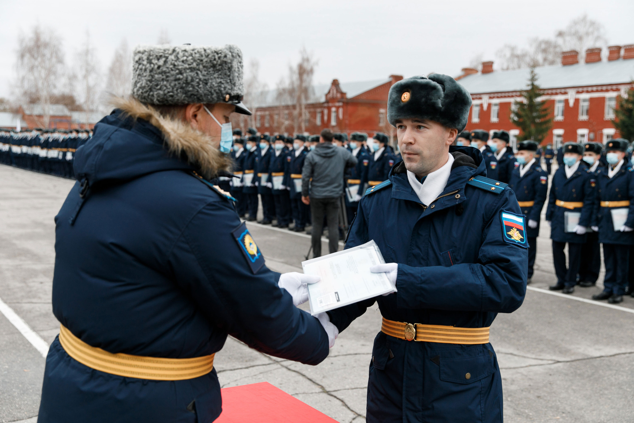 СВВАУЛ Вручение дипломов. Свадебный, семейный и школьный фотограф в Сызрани Максим Баталов