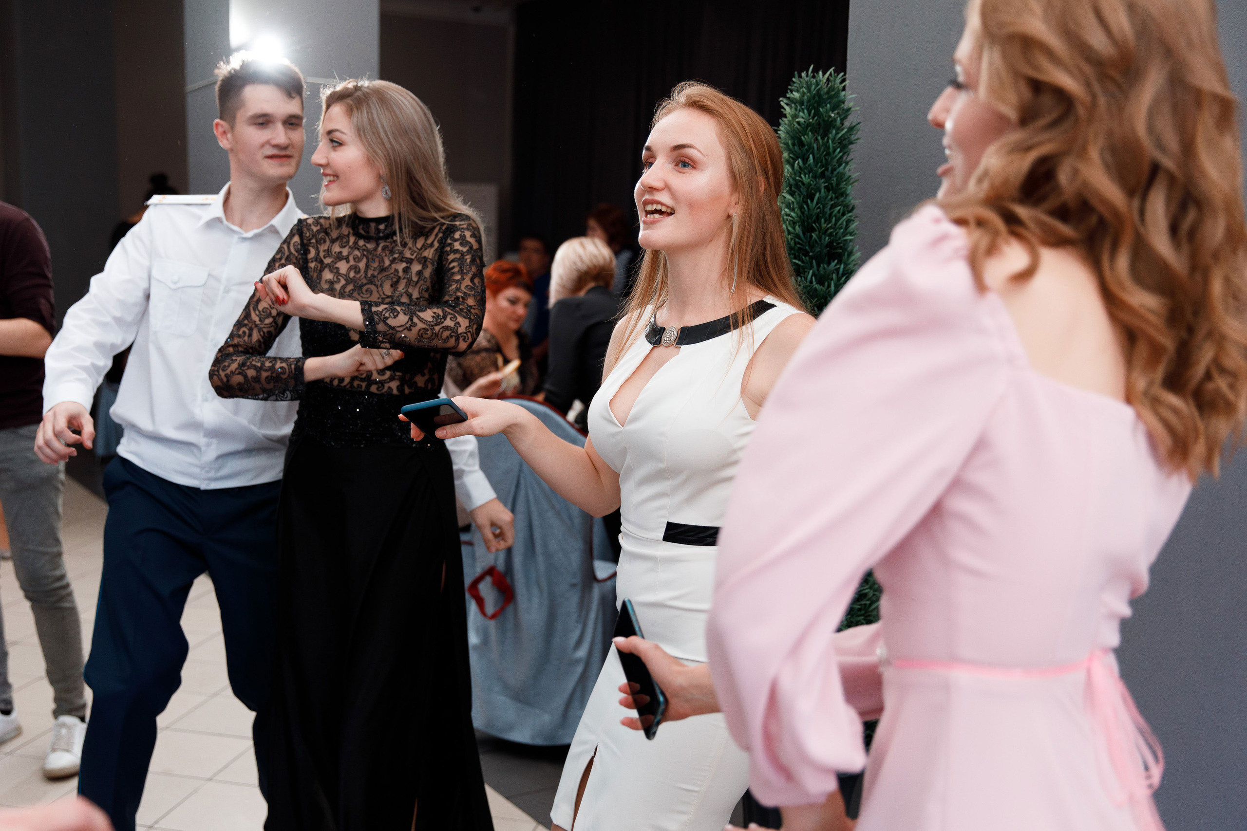 Банкет. Свадебный, семейный и школьный фотограф в Сызрани Максим Баталов