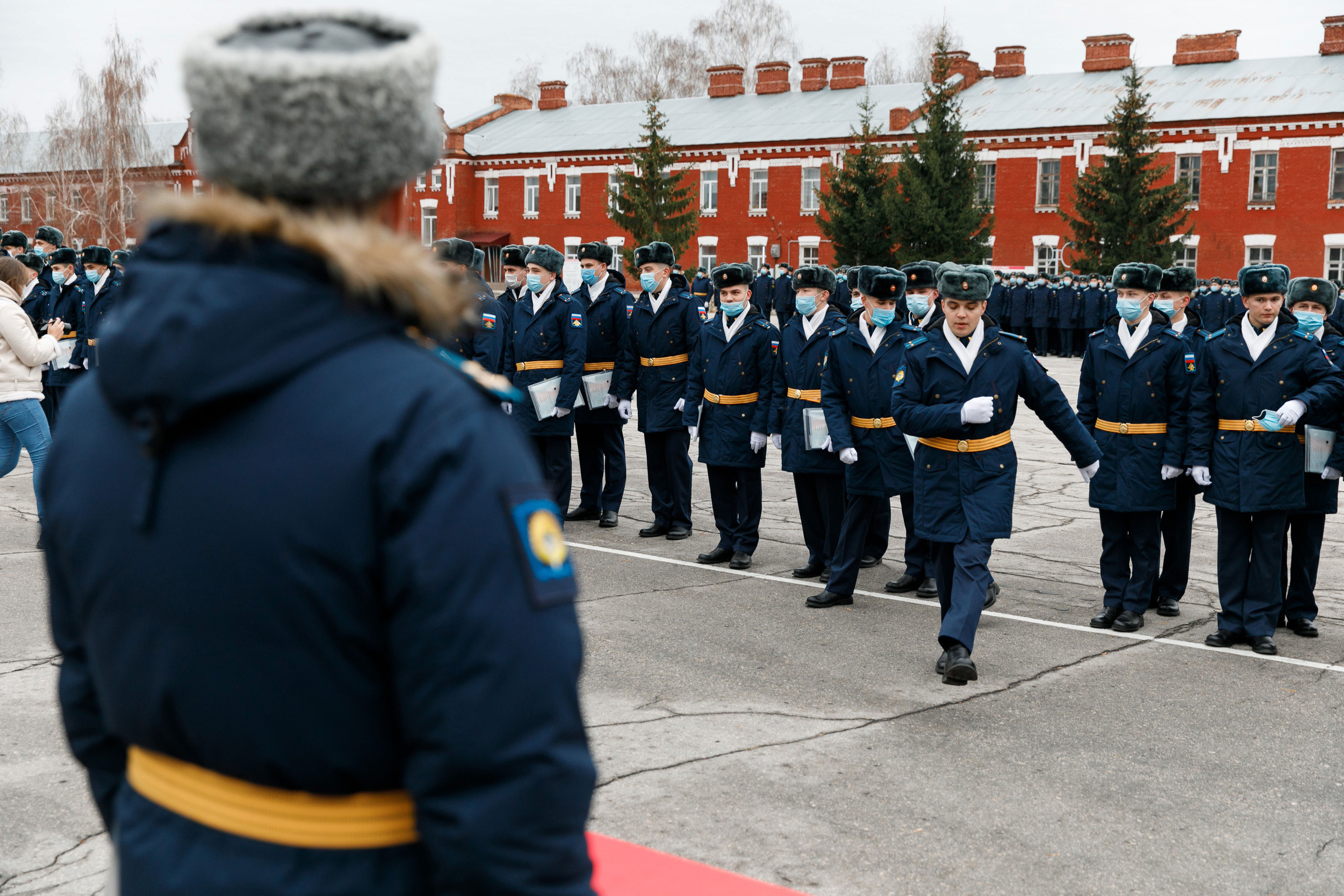 СВВАУЛ Вручение дипломов. Свадебный, семейный и школьный фотограф в Сызрани Максим Баталов