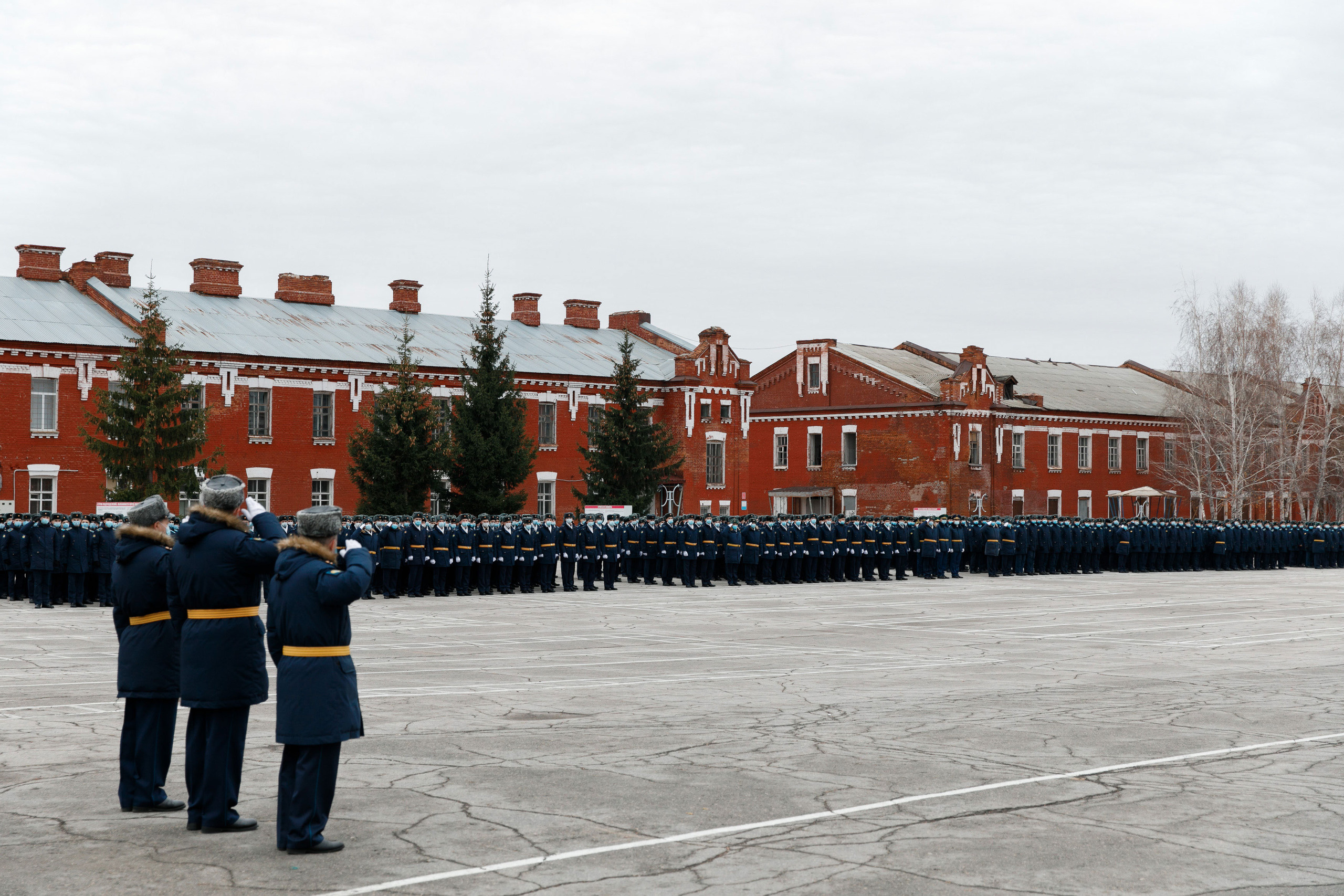 СВВАУЛ Вручение дипломов. Свадебный, семейный и школьный фотограф в Сызрани Максим Баталов