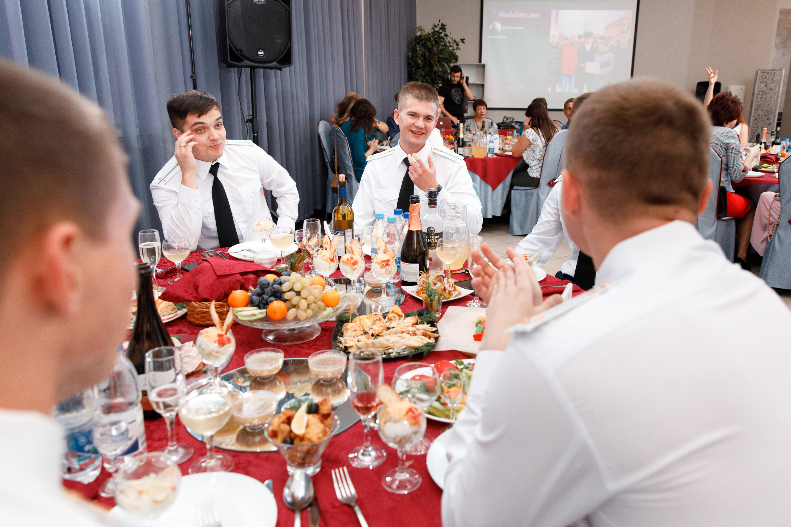 Банкет. Свадебный, семейный и школьный фотограф в Сызрани Максим Баталов
