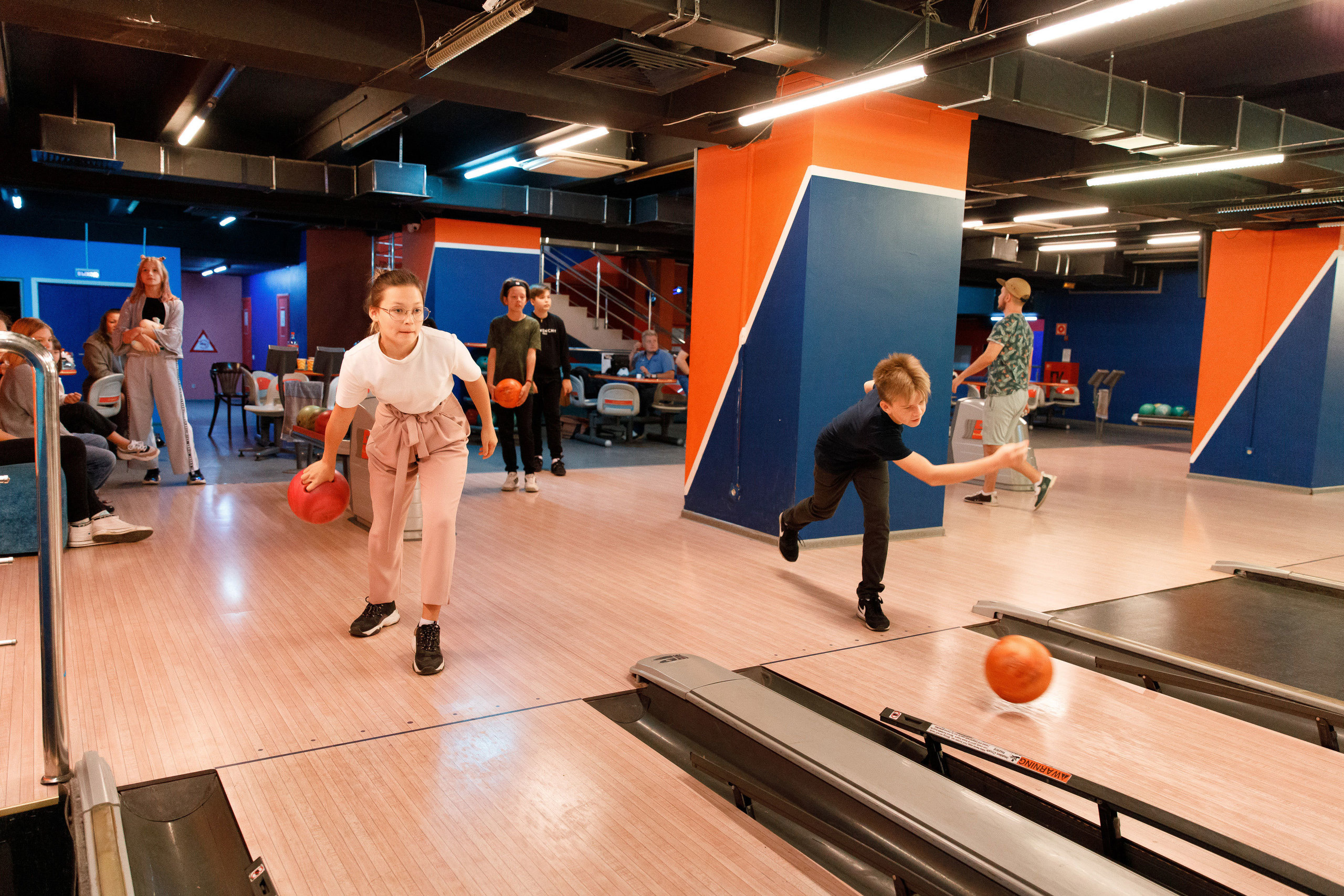 Боулинг. Свадебный, семейный и школьный фотограф в Сызрани Максим Баталов