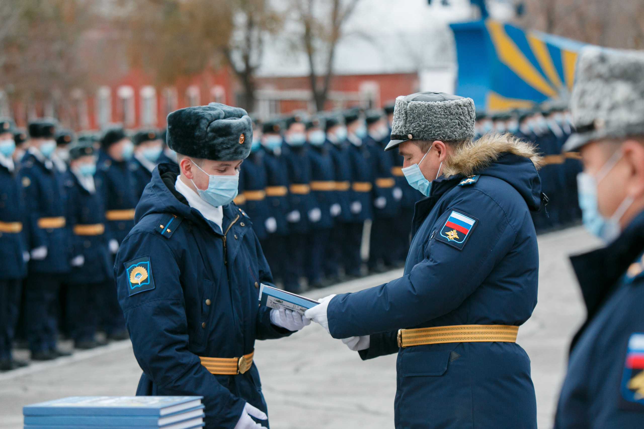 СВВАУЛ Вручение дипломов. Свадебный, семейный и школьный фотограф в Сызрани Максим Баталов