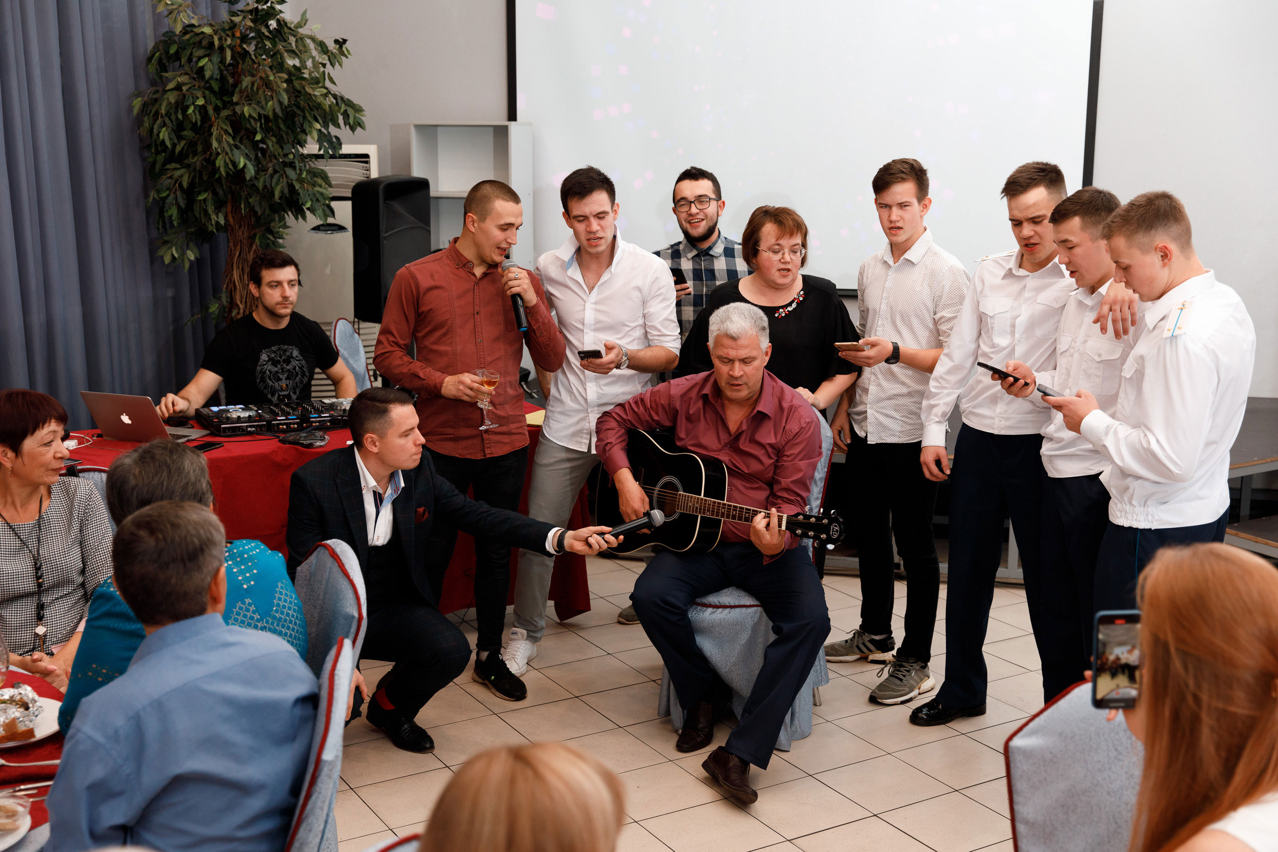 Банкет. Свадебный, семейный и школьный фотограф в Сызрани Максим Баталов