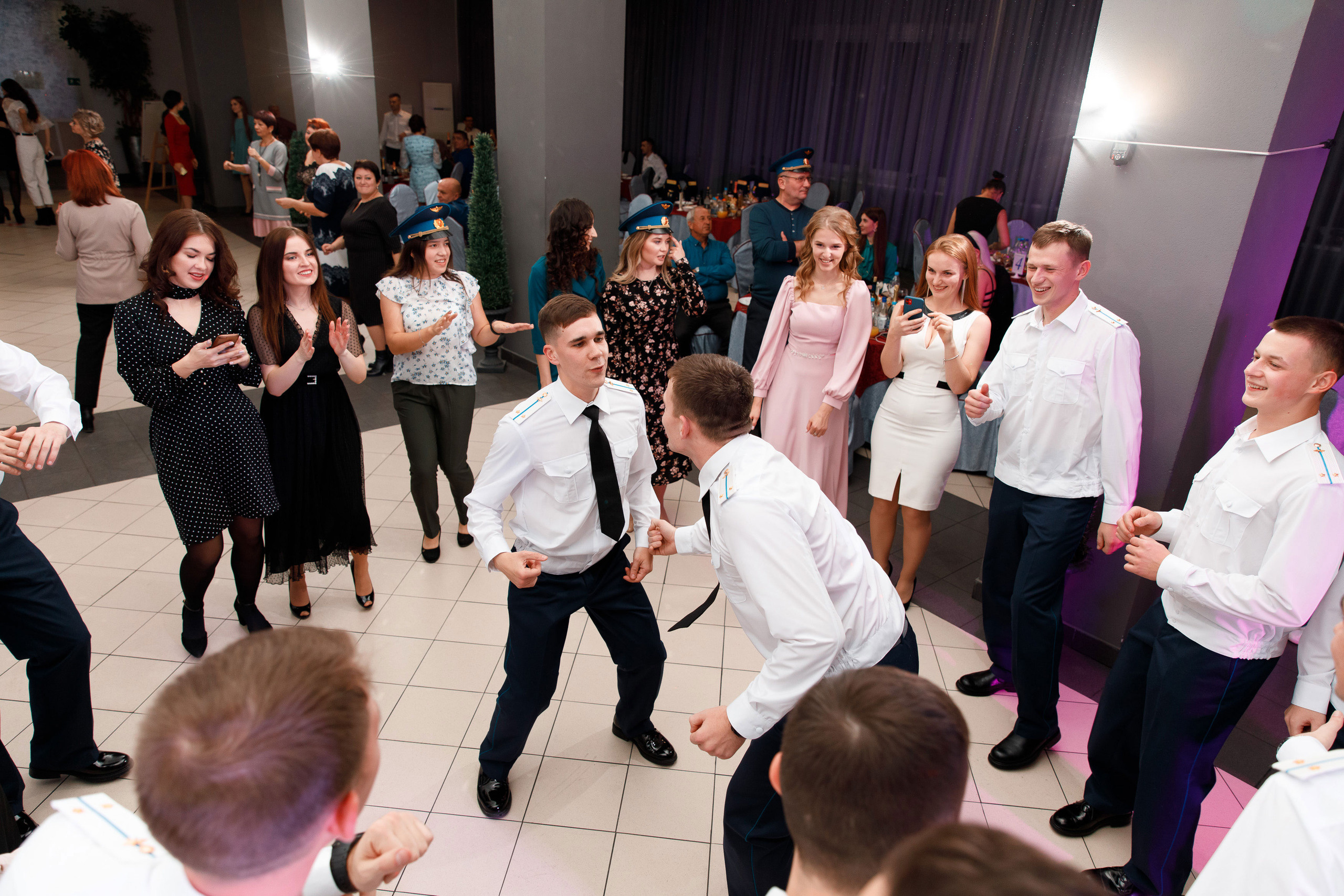 Банкет. Свадебный, семейный и школьный фотограф в Сызрани Максим Баталов