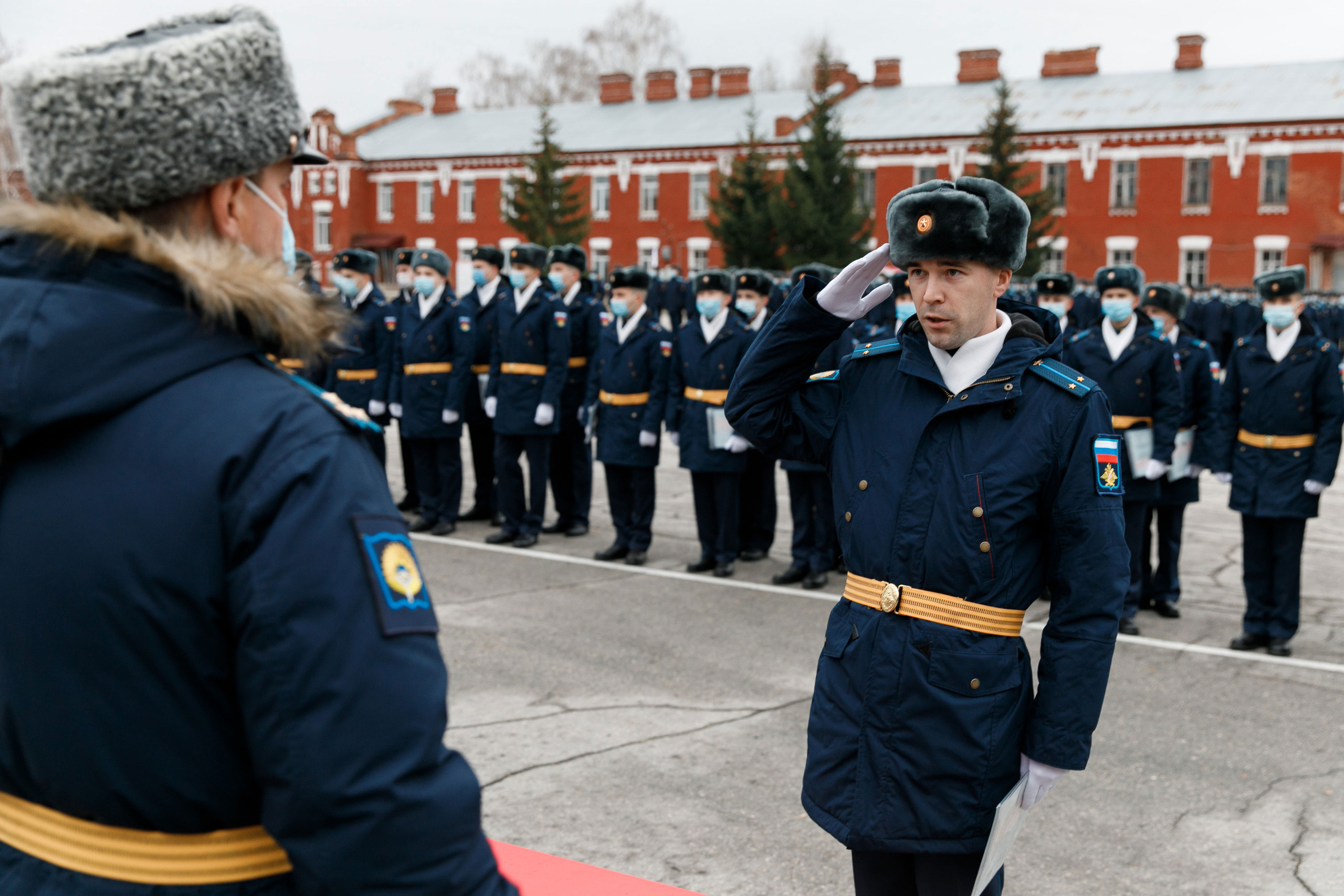 СВВАУЛ Вручение дипломов. Свадебный, семейный и школьный фотограф в Сызрани Максим Баталов