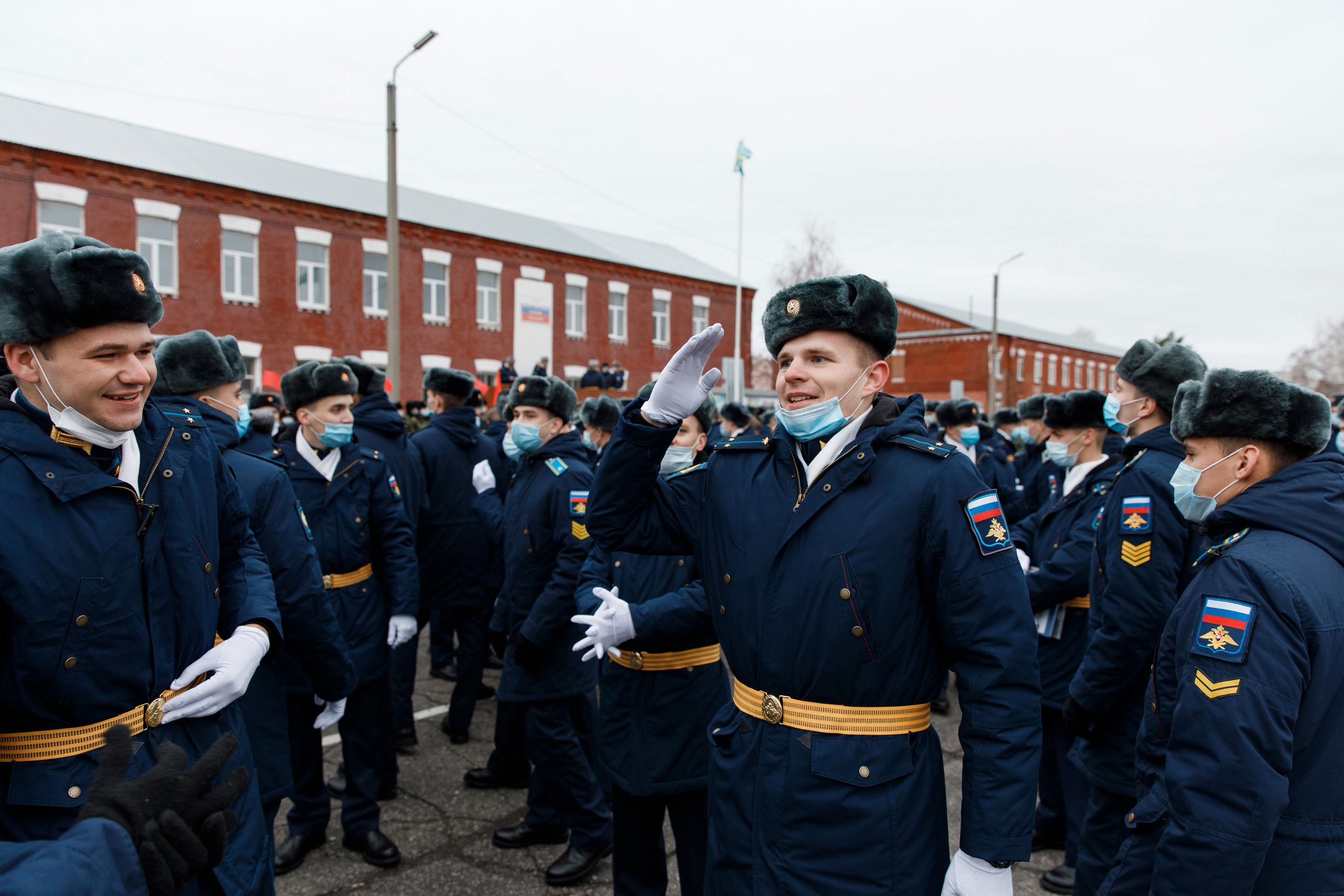 СВВАУЛ Вручение дипломов. Свадебный, семейный и школьный фотограф в Сызрани Максим Баталов