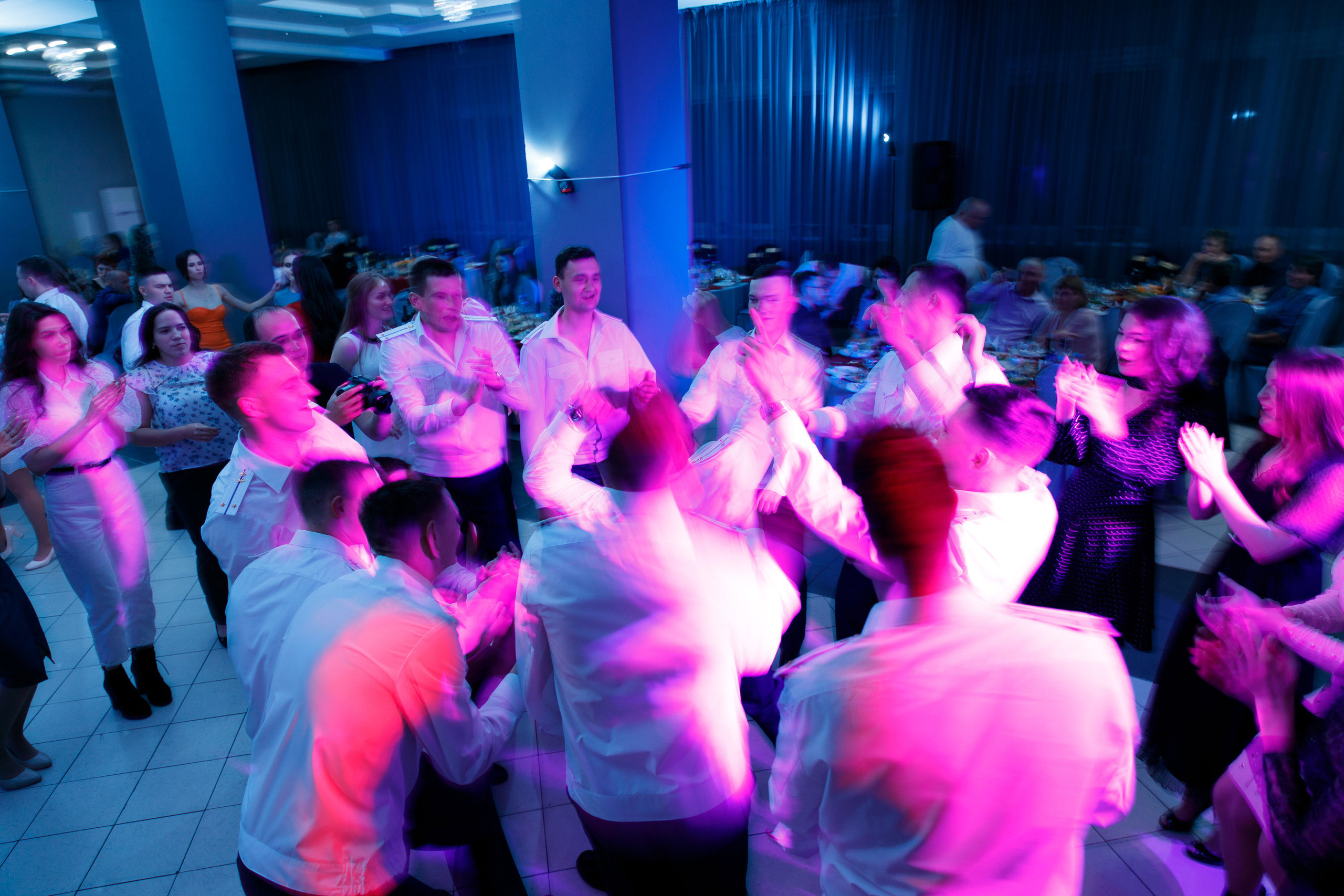 Банкет. Свадебный, семейный и школьный фотограф в Сызрани Максим Баталов