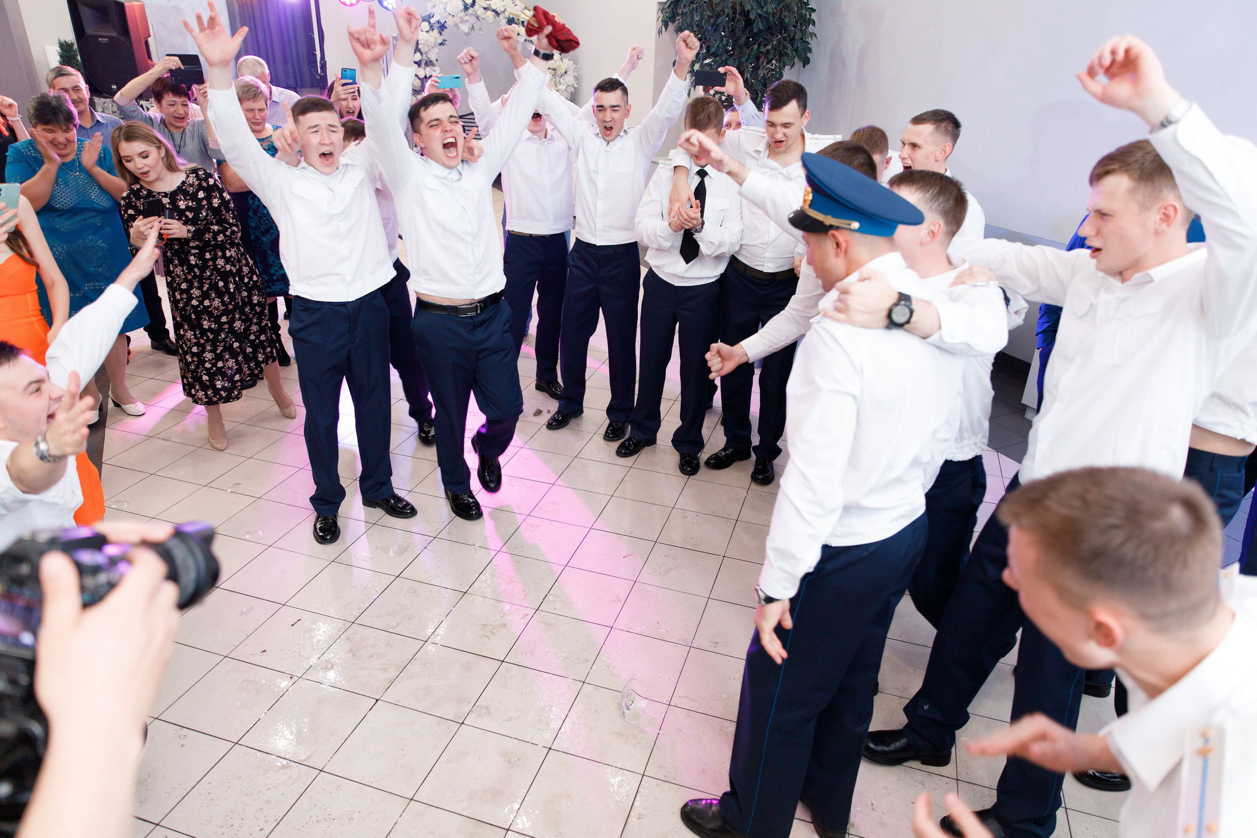 Банкет. Свадебный, семейный и школьный фотограф в Сызрани Максим Баталов