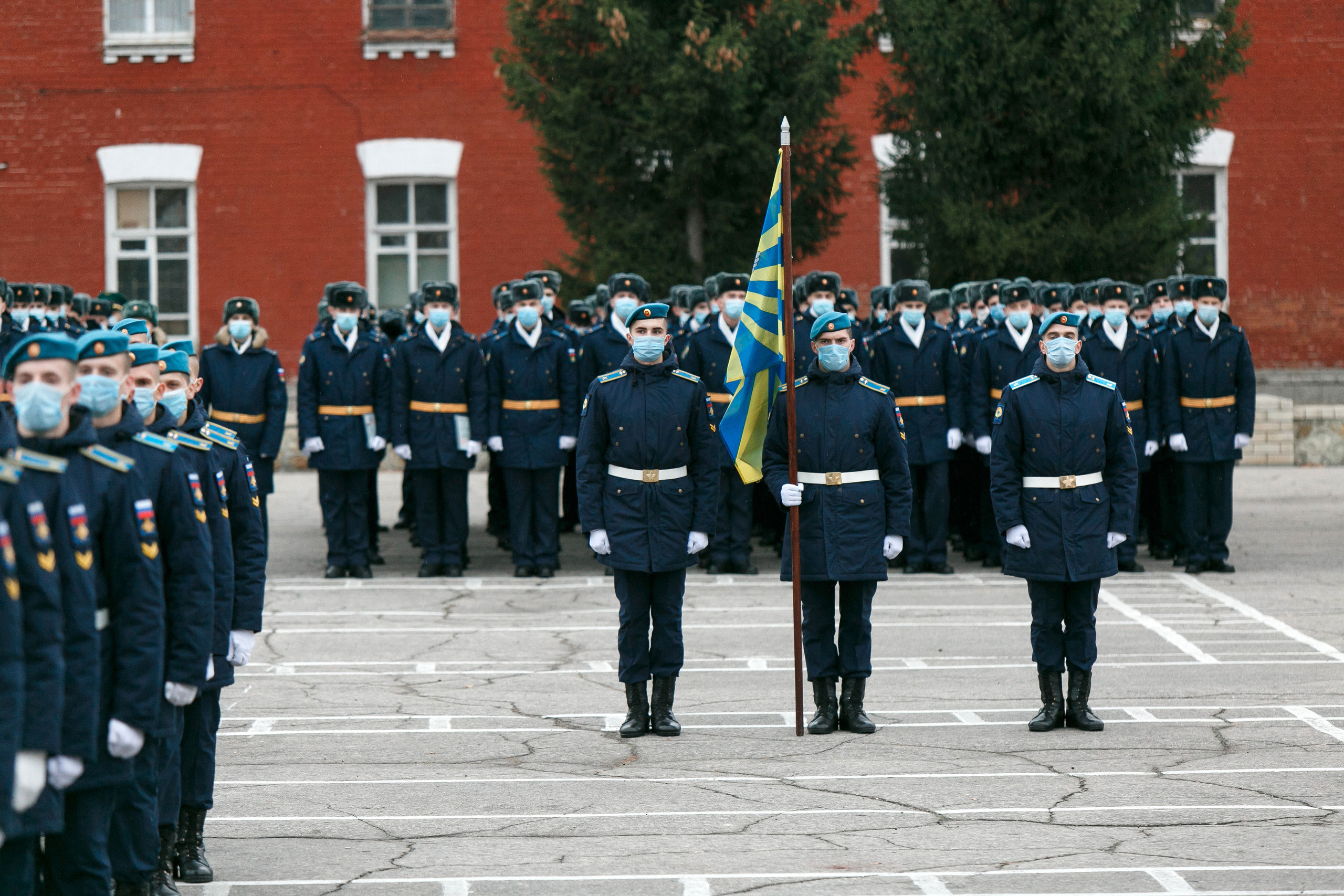 СВВАУЛ Вручение дипломов. Свадебный, семейный и школьный фотограф в Сызрани Максим Баталов