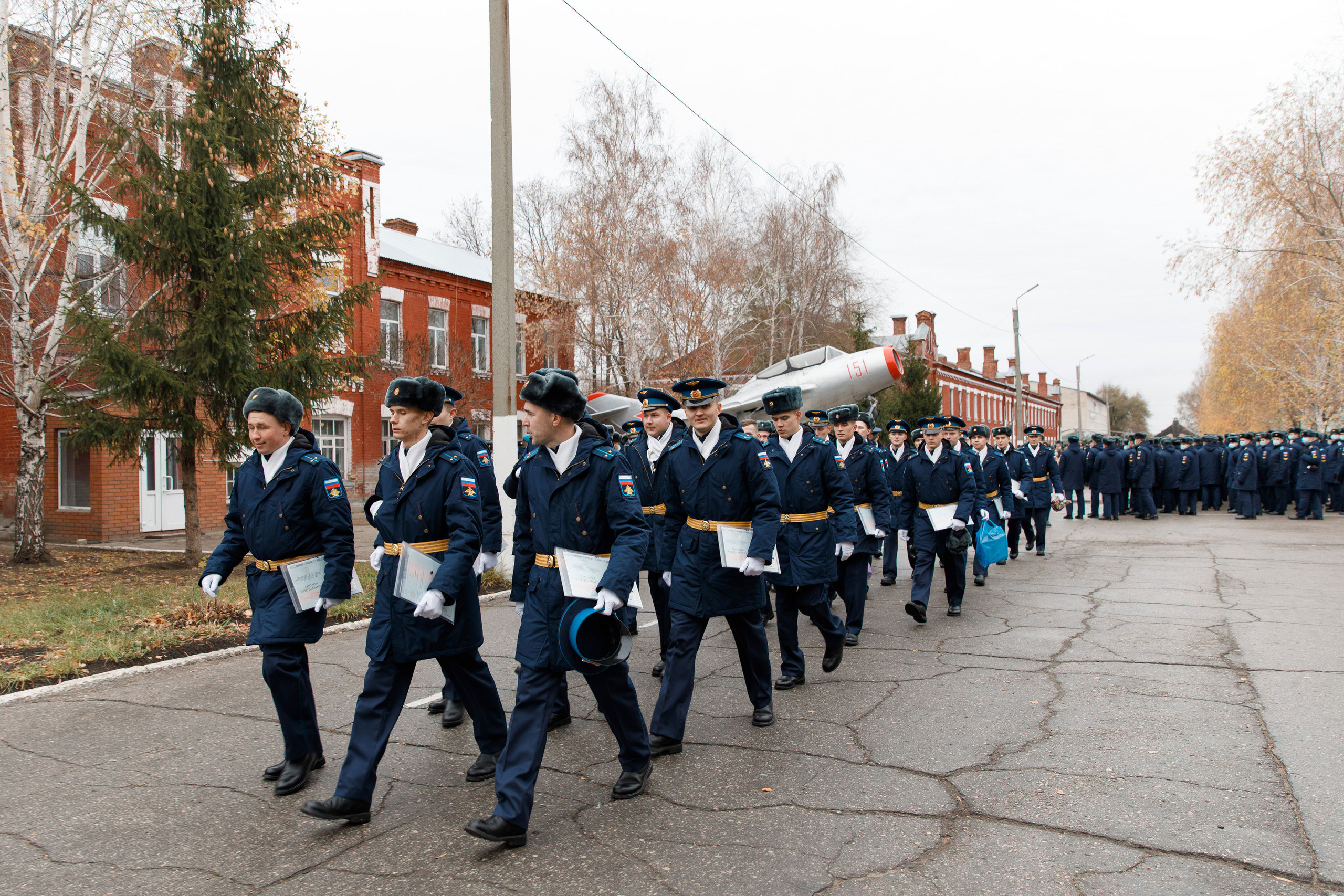 СВВАУЛ Вручение дипломов. Свадебный, семейный и школьный фотограф в Сызрани Максим Баталов