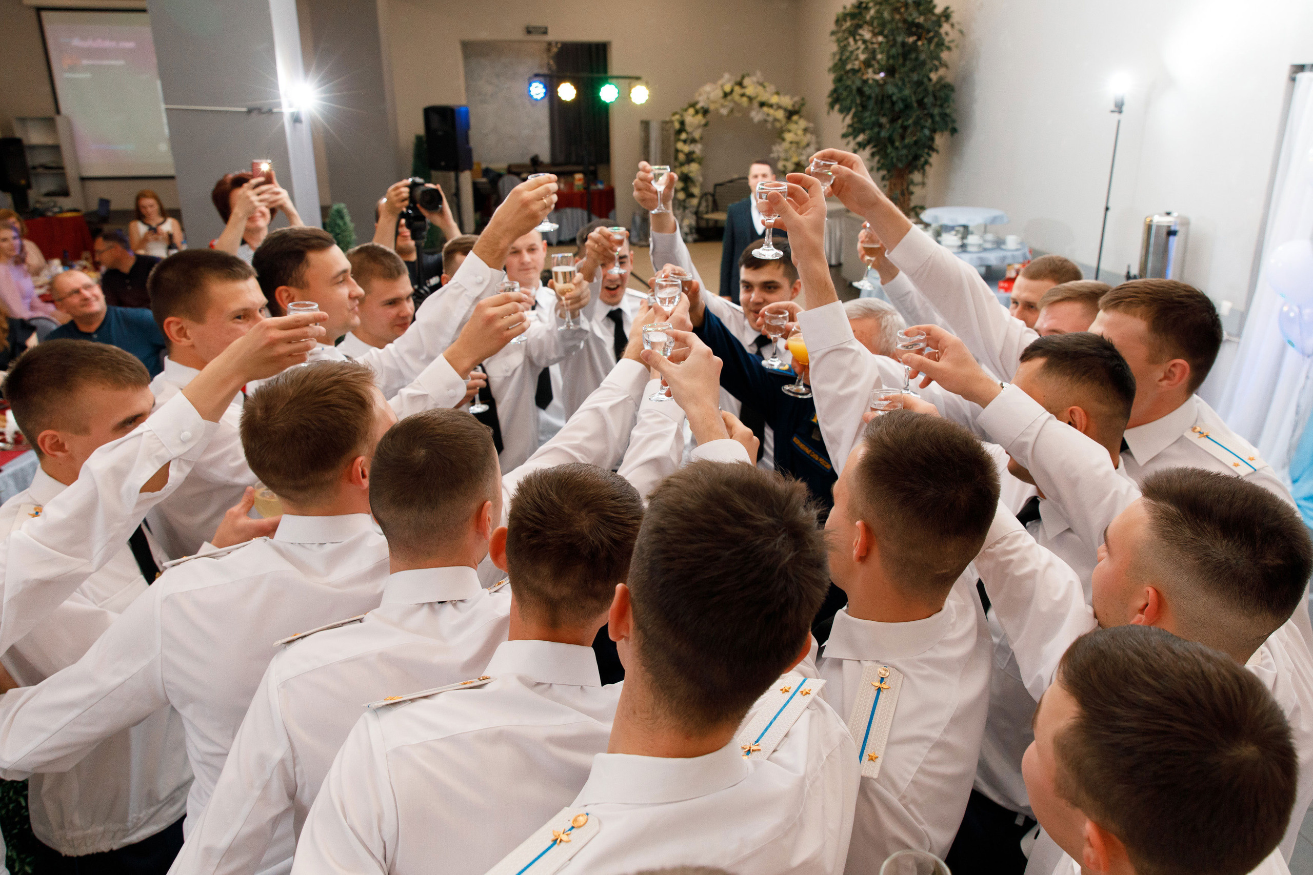 Банкет. Свадебный, семейный и школьный фотограф в Сызрани Максим Баталов