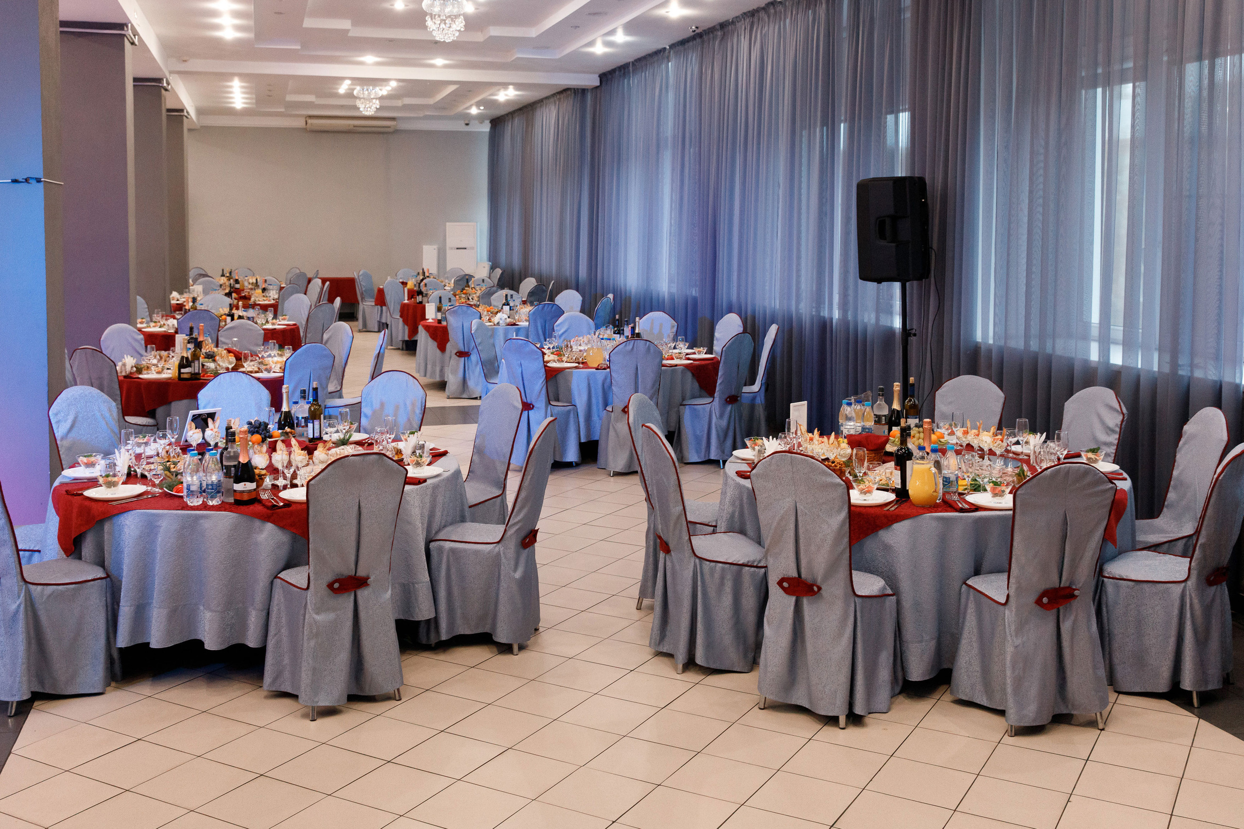 Банкет. Свадебный, семейный и школьный фотограф в Сызрани Максим Баталов