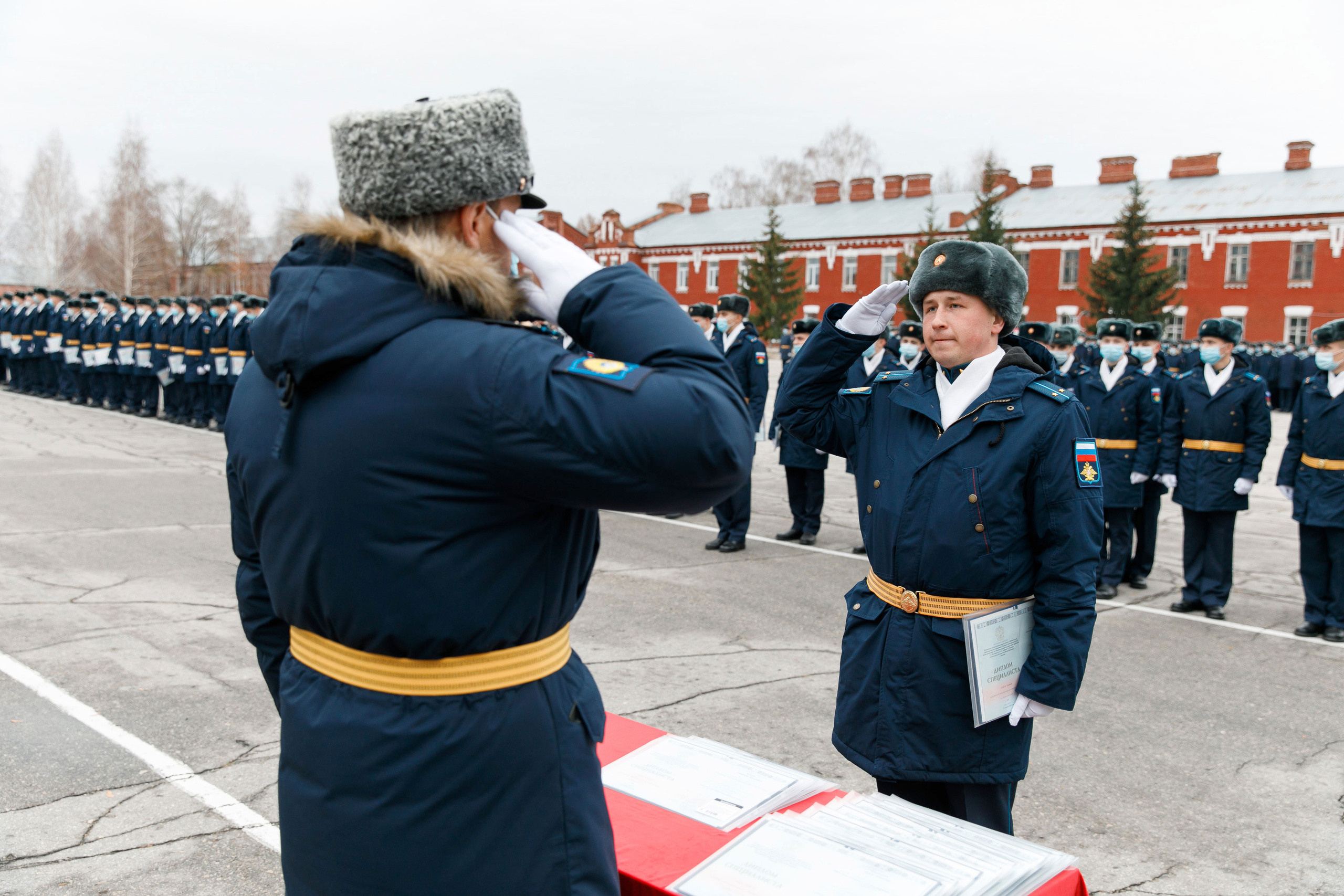 СВВАУЛ Вручение дипломов. Свадебный, семейный и школьный фотограф в Сызрани Максим Баталов