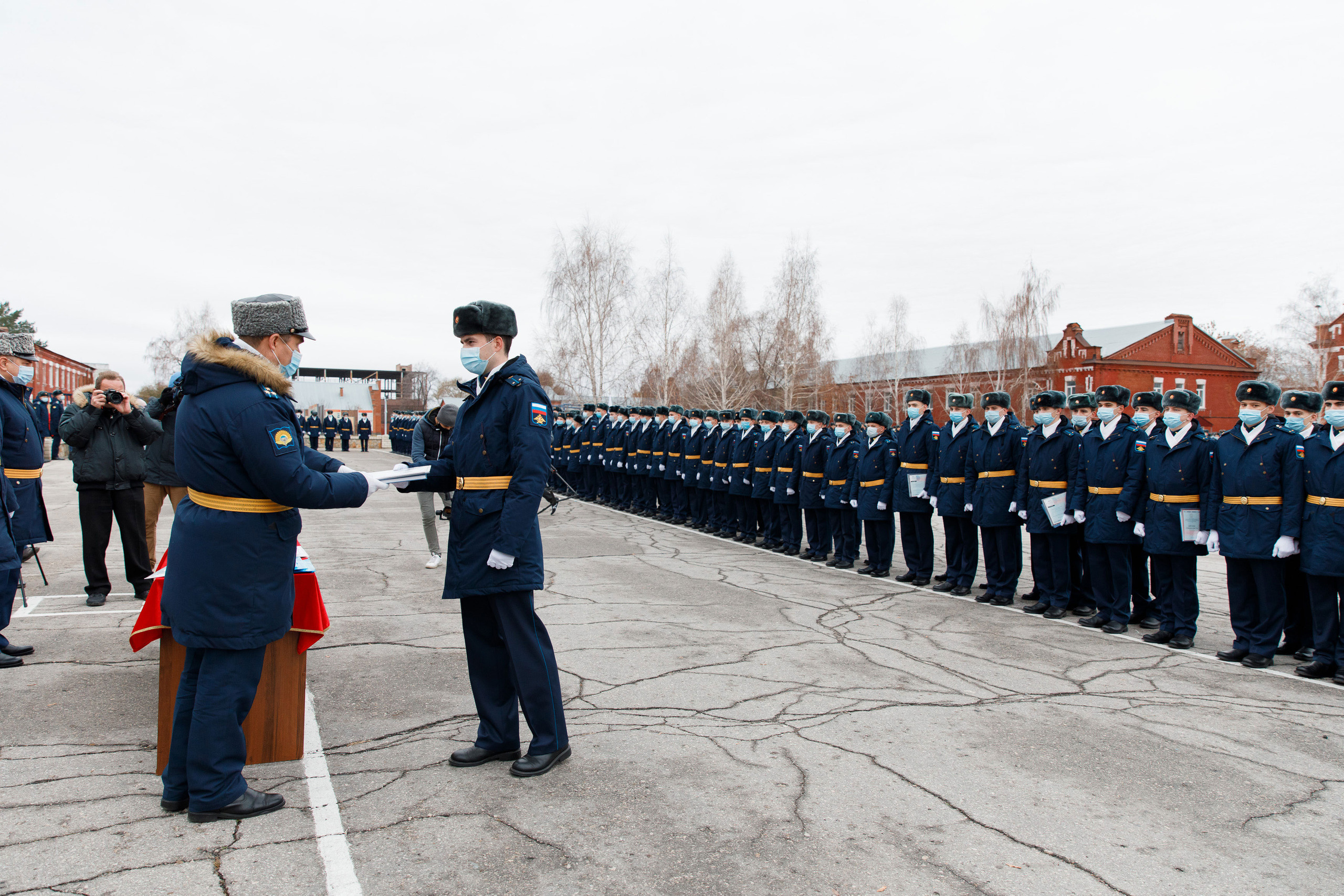 СВВАУЛ Вручение дипломов. Свадебный, семейный и школьный фотограф в Сызрани Максим Баталов