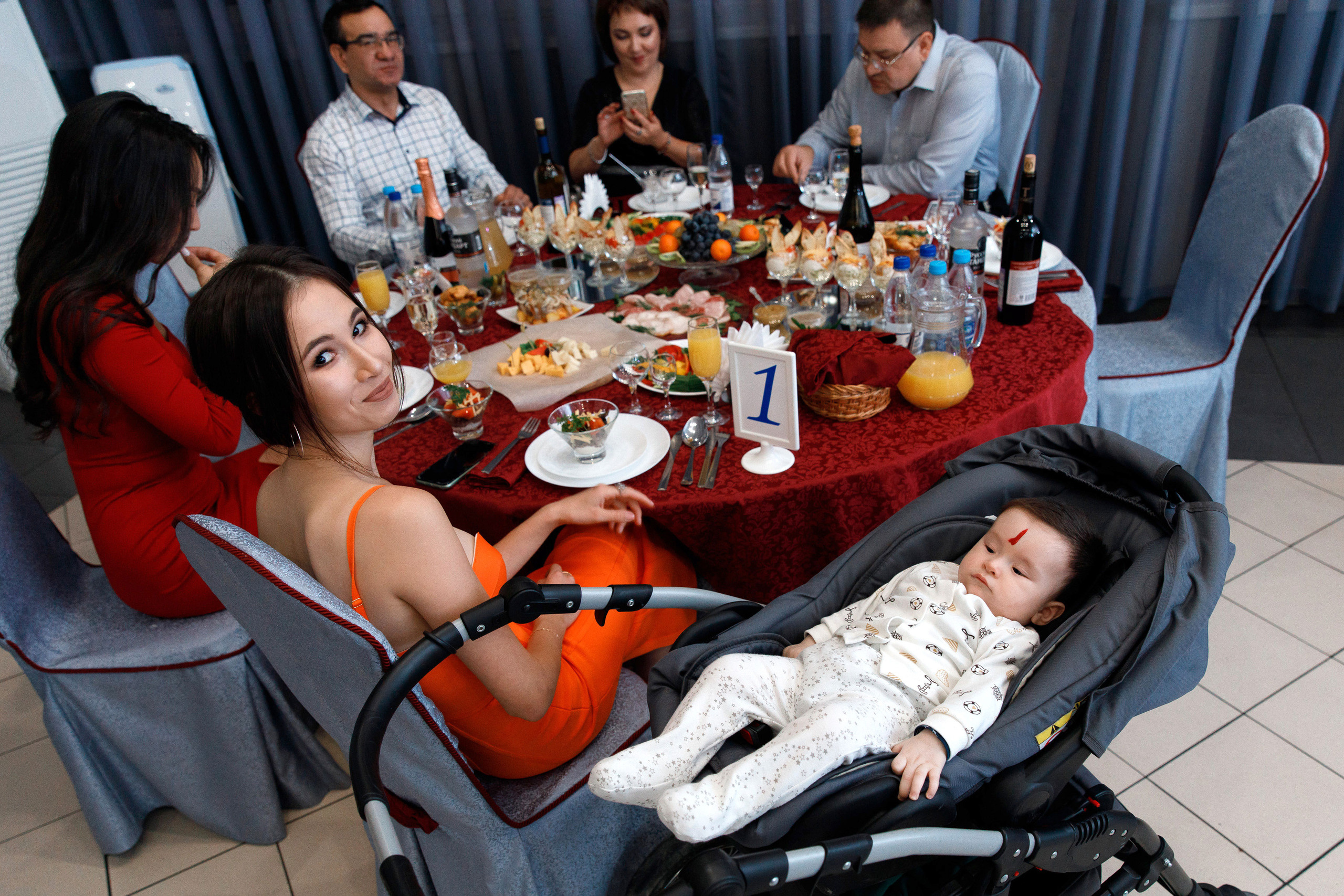 Банкет. Свадебный, семейный и школьный фотограф в Сызрани Максим Баталов