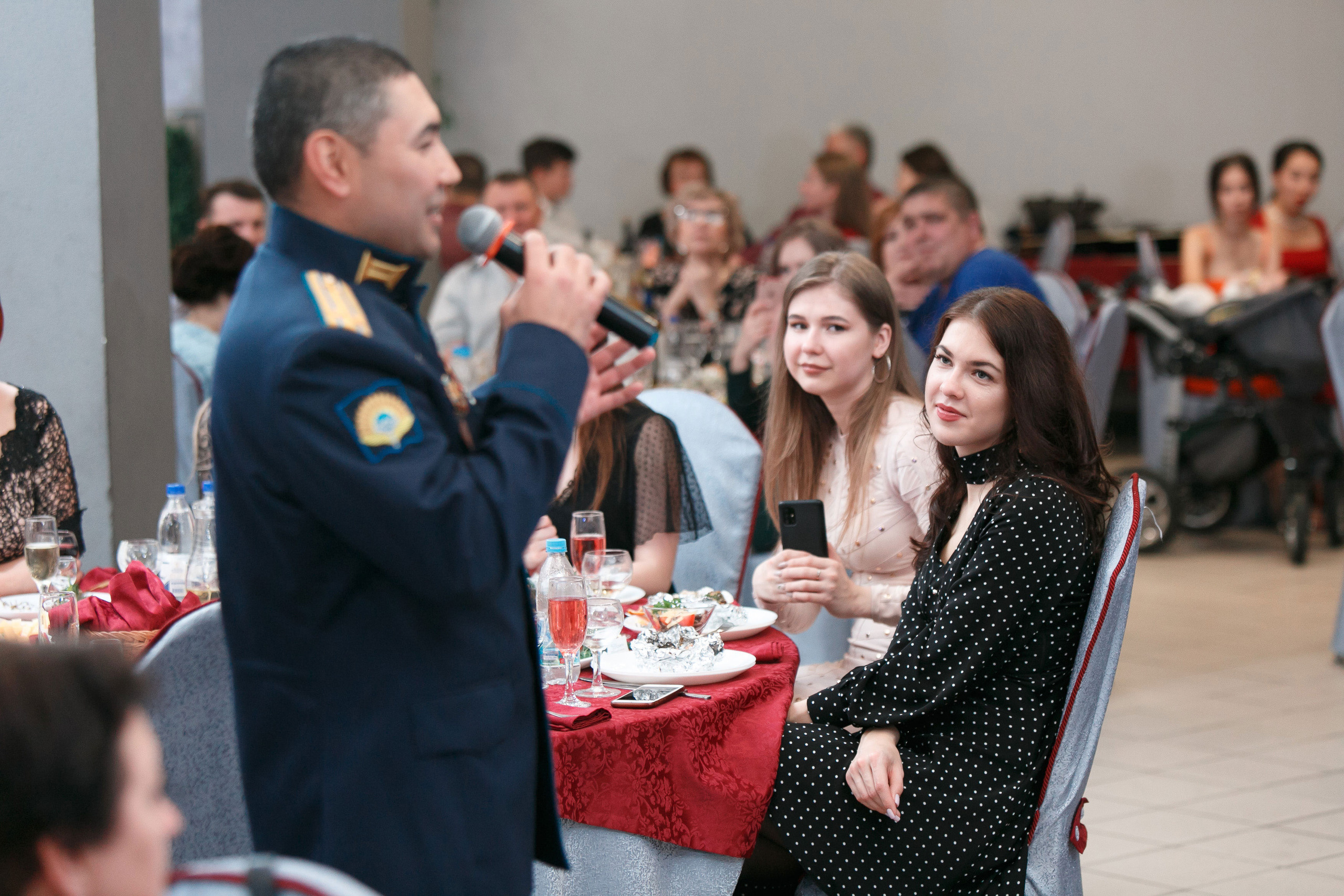 Банкет. Свадебный, семейный и школьный фотограф в Сызрани Максим Баталов