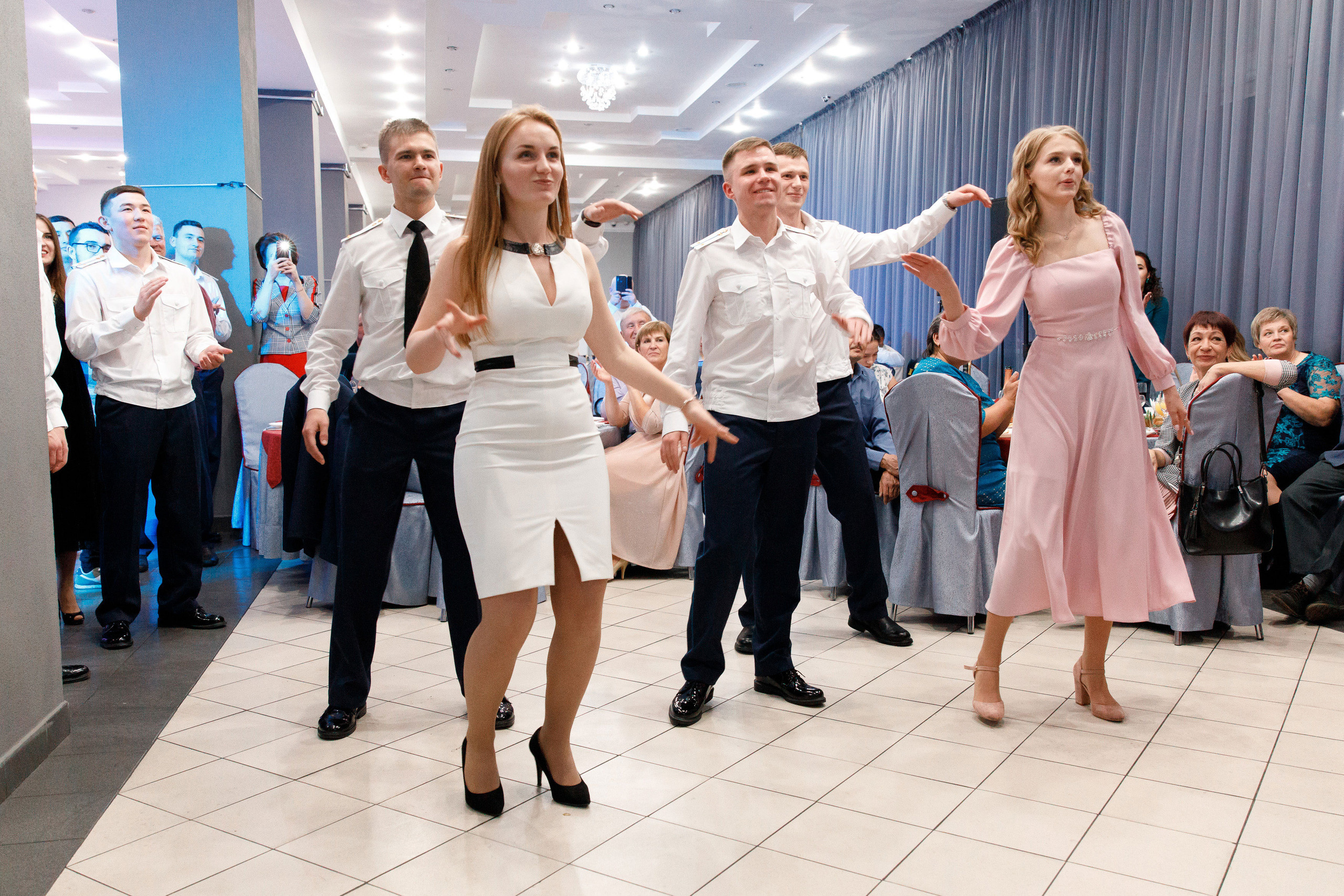 Банкет. Свадебный, семейный и школьный фотограф в Сызрани Максим Баталов