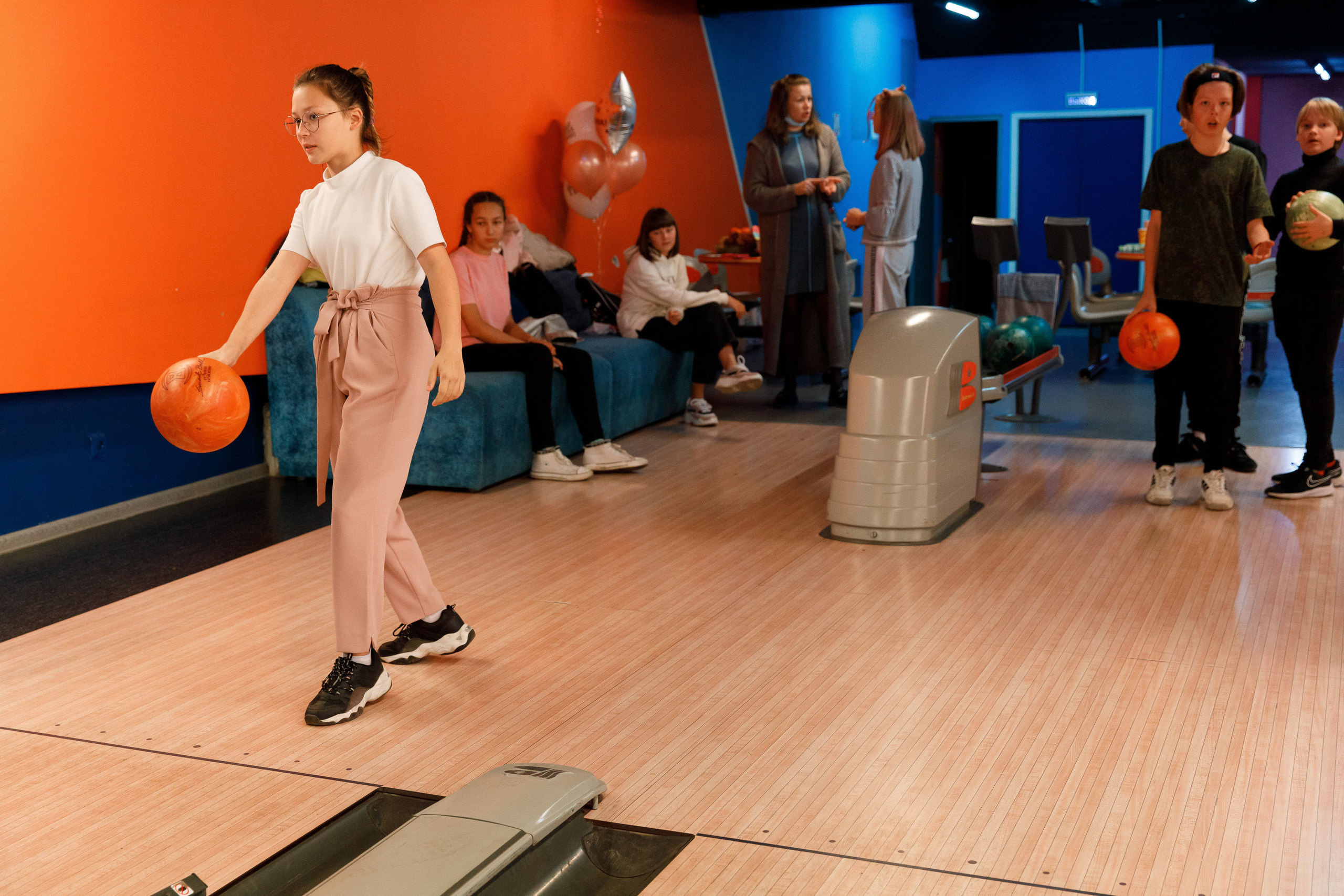 Боулинг. Свадебный, семейный и школьный фотограф в Сызрани Максим Баталов