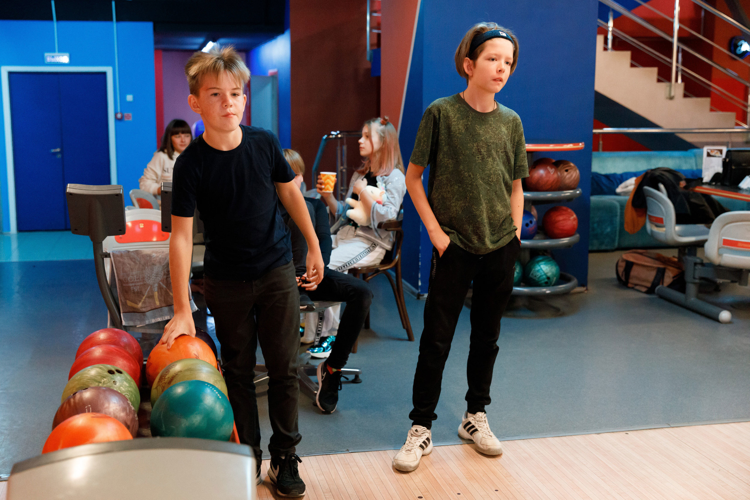 Боулинг. Свадебный, семейный и школьный фотограф в Сызрани Максим Баталов