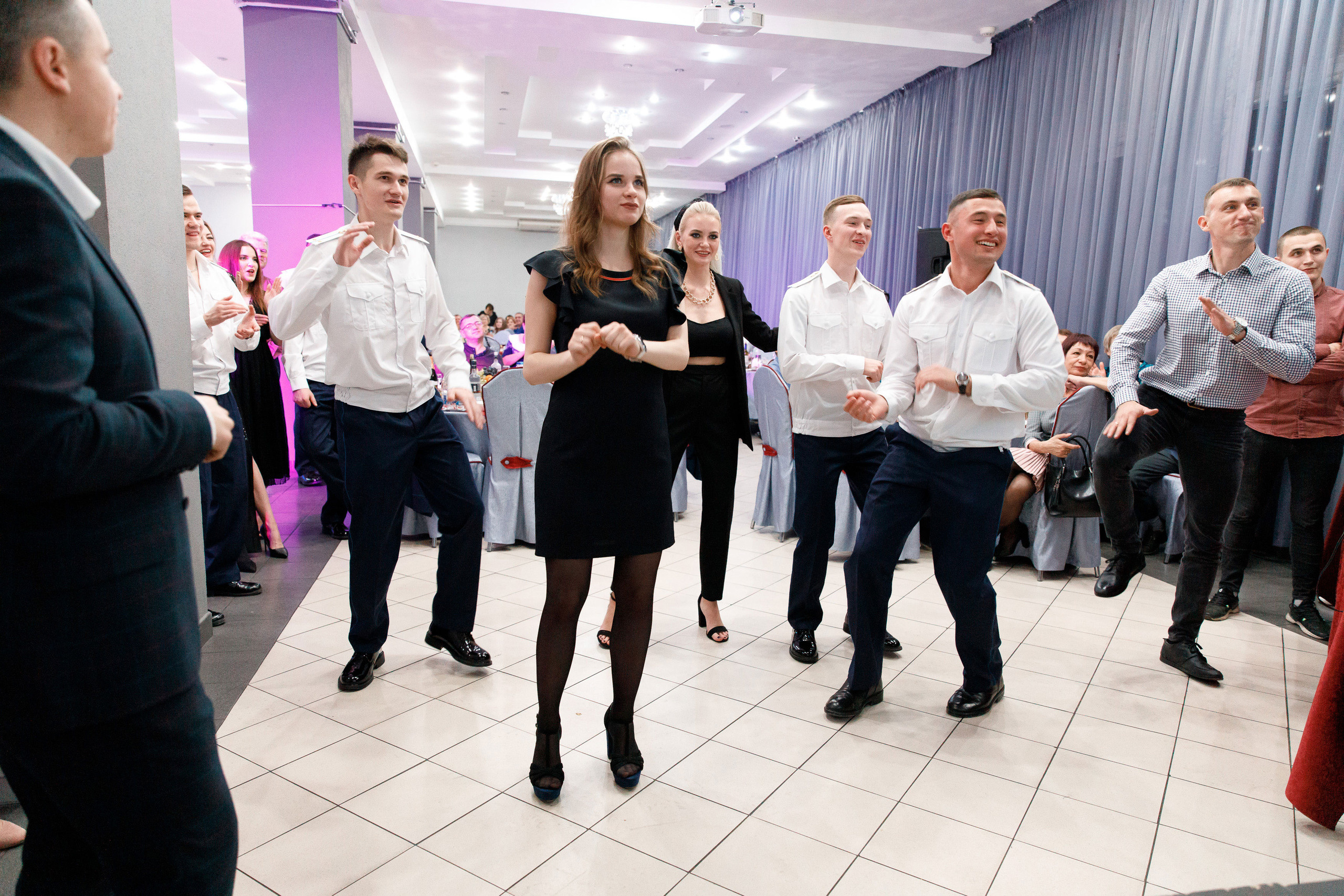 Банкет. Свадебный, семейный и школьный фотограф в Сызрани Максим Баталов