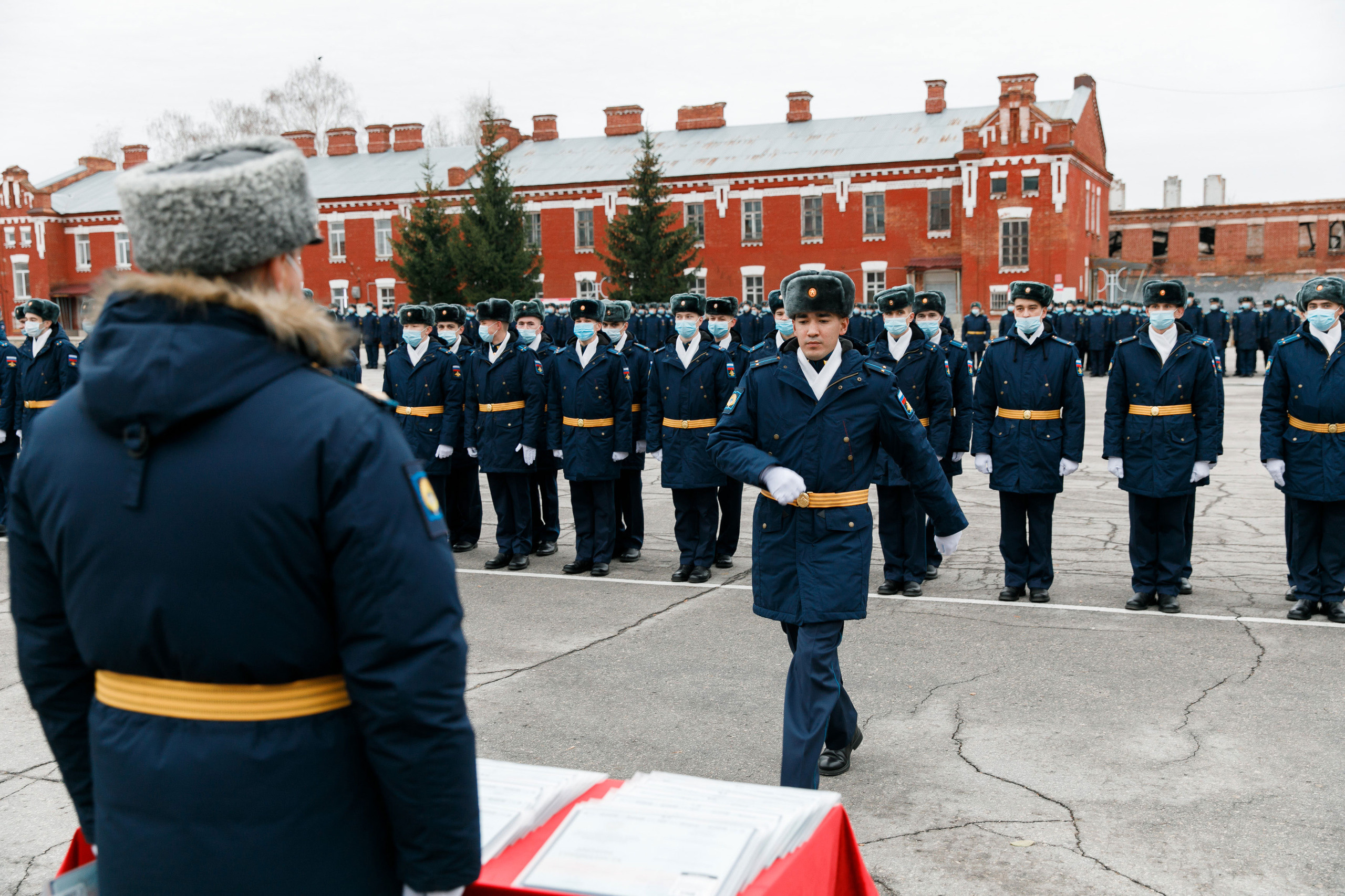СВВАУЛ Вручение дипломов. Свадебный, семейный и школьный фотограф в Сызрани Максим Баталов