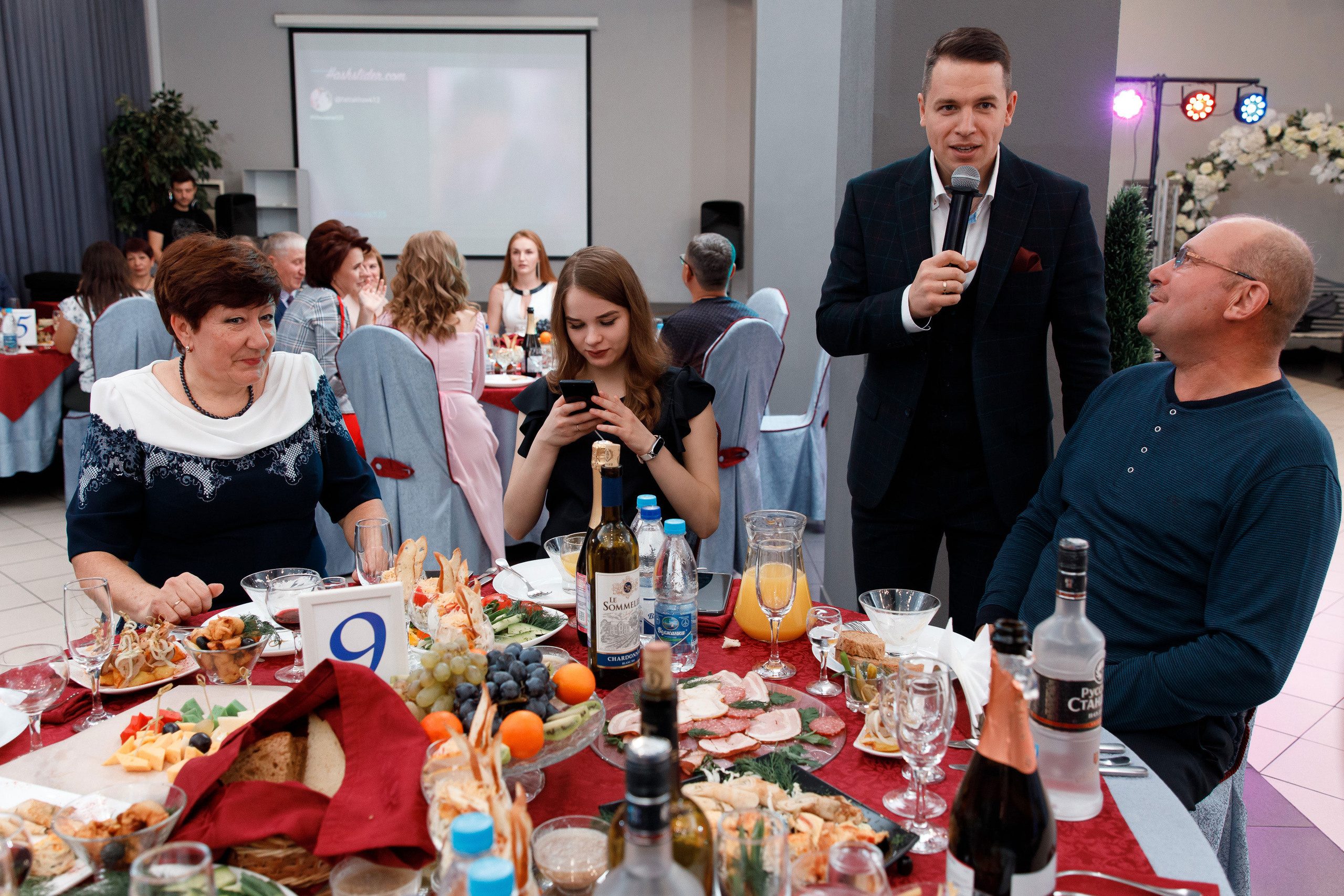 Банкет. Свадебный, семейный и школьный фотограф в Сызрани Максим Баталов